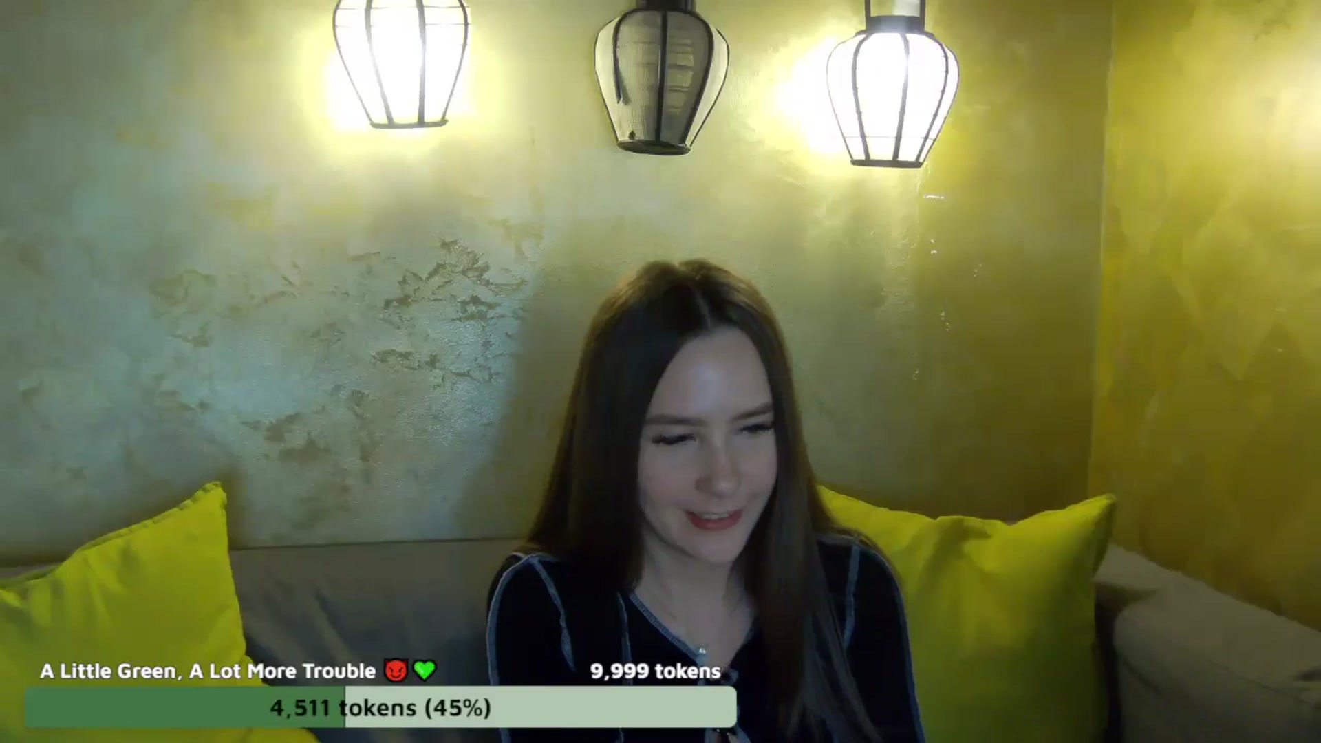 Gallery image thumbnail from Radiance's myfreecams stream on, 04/06/2026, 20:07 image 15 of 20