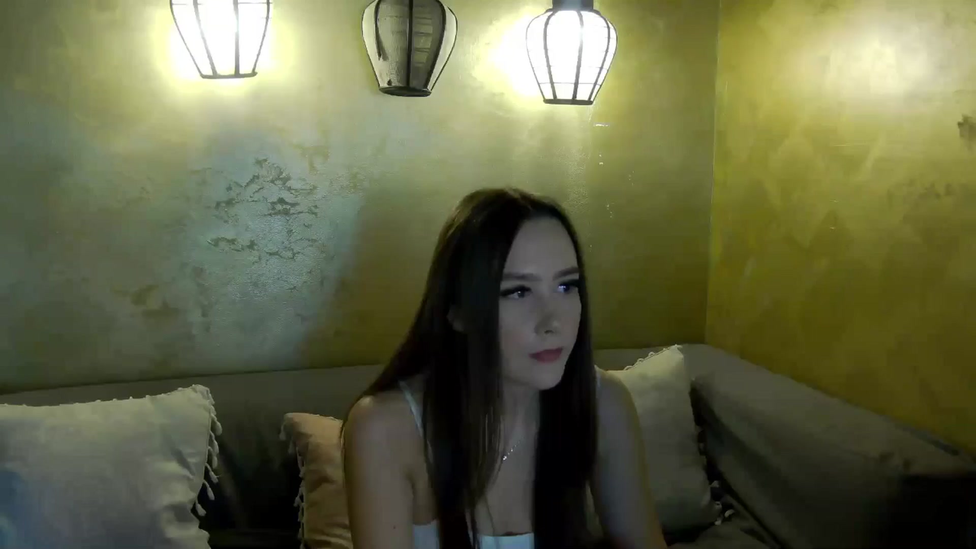 Gallery image thumbnail from Radiance's myfreecams stream on, 04/15/2026, 12:38 image 19 of 20