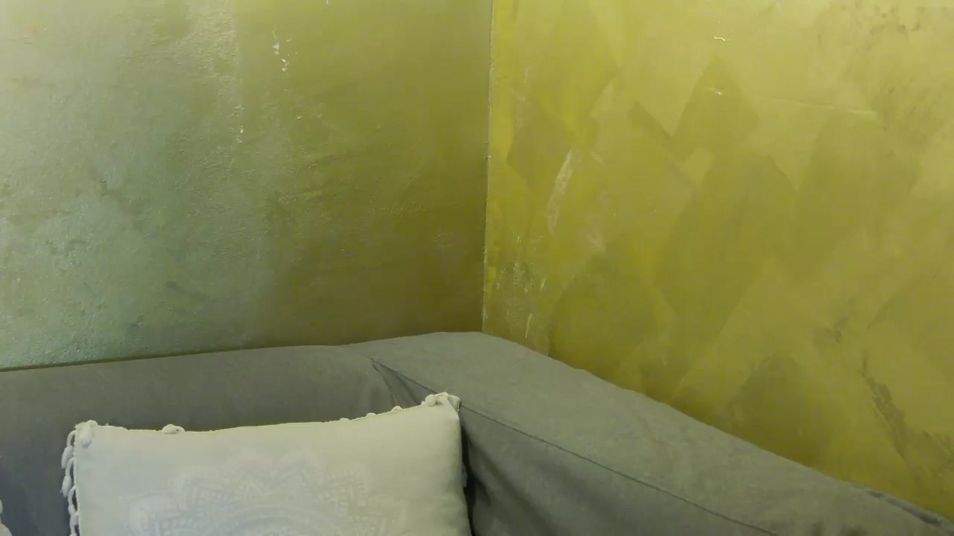 Gallery image thumbnail from Radiance's myfreecams stream on, 04/18/2026, 18:52 image 15 of 20