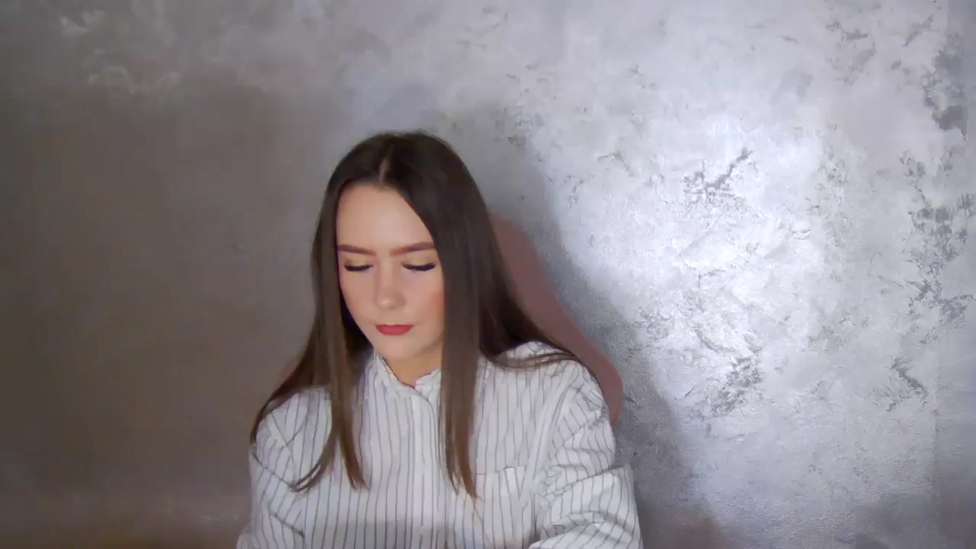Gallery image thumbnail from Radiance's myfreecams stream on, 04/19/2026, 14:15 image 14 of 20