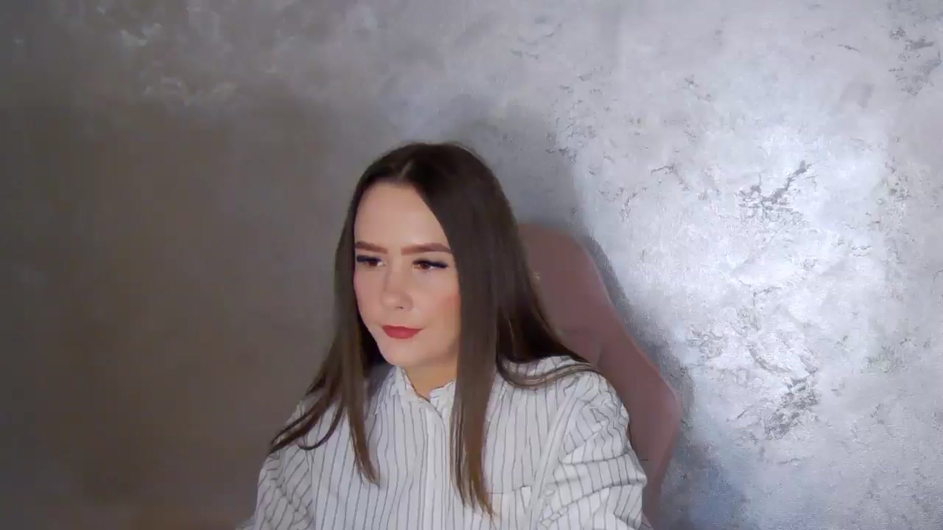 Gallery image thumbnail from Radiance's myfreecams stream on, 04/19/2026, 14:15 image 13 of 20
