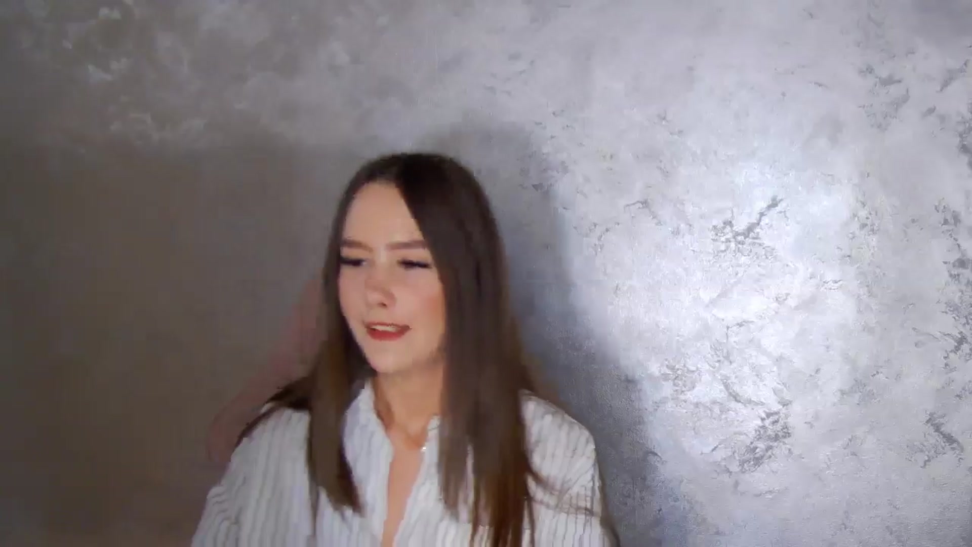 Gallery image thumbnail from Radiance's myfreecams stream on, 04/19/2026, 19:39 image 4 of 20