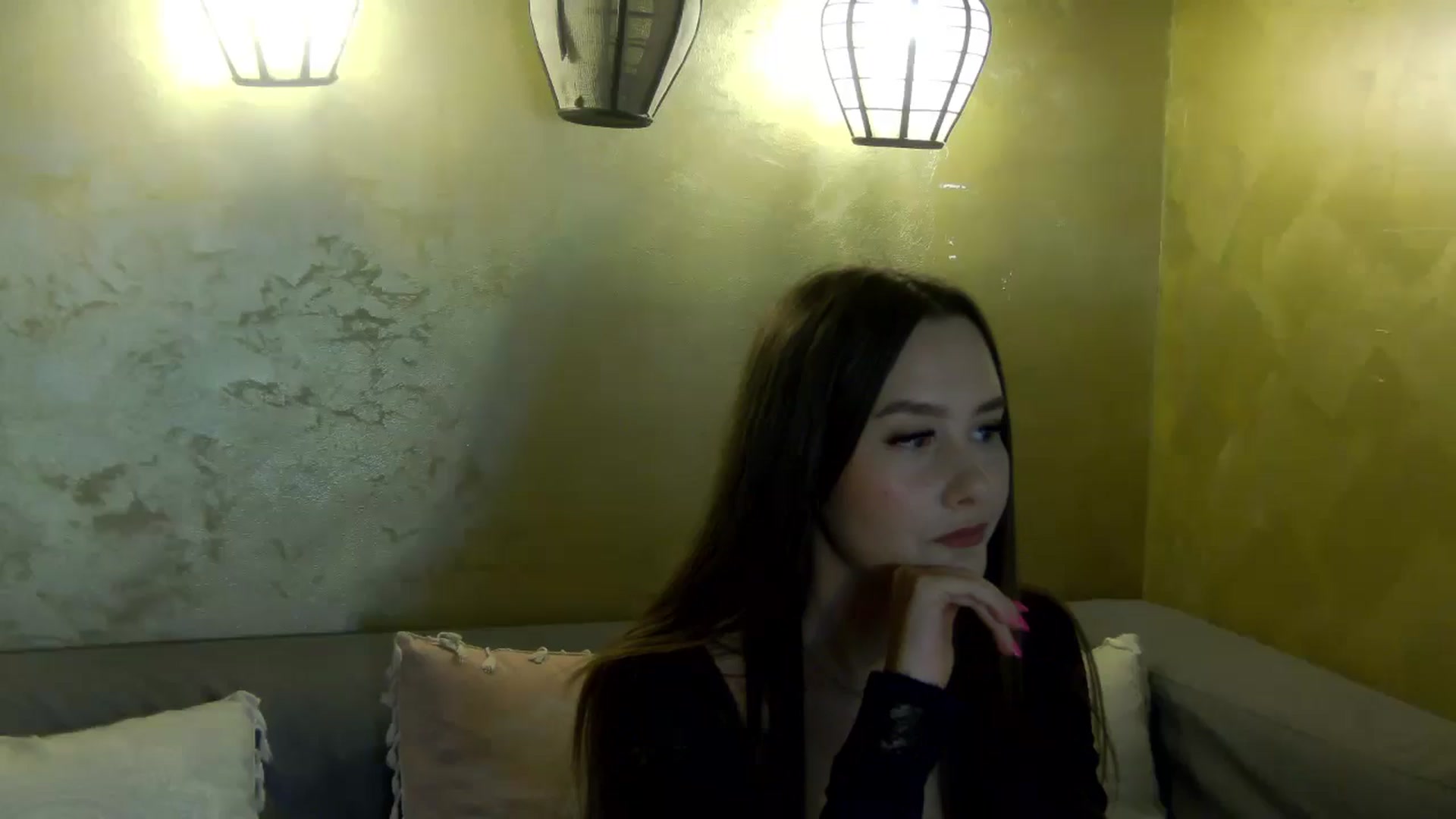 Gallery image thumbnail from Radiance's myfreecams stream on, 04/22/2026, 18:12 image 12 of 20