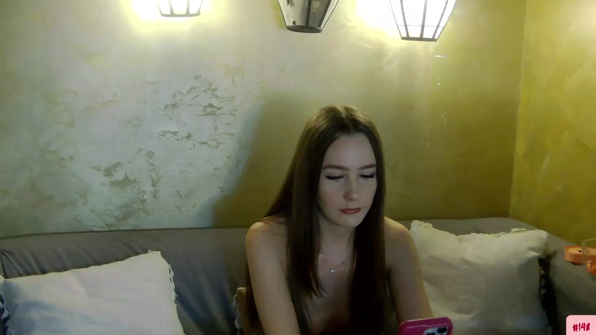 Gallery image thumbnail from Radiance's myfreecams stream on, 04/23/2026, 18:42 image 14 of 20