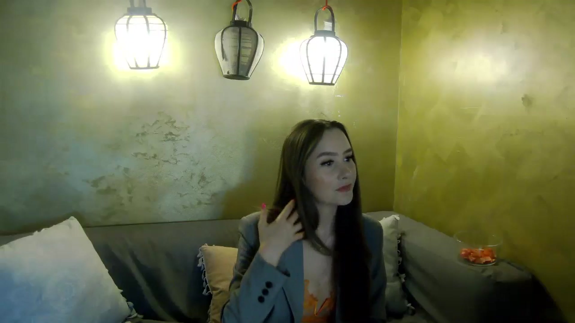 Gallery image thumbnail from Radiance's myfreecams stream on, 04/24/2026, 14:06 image 4 of 20