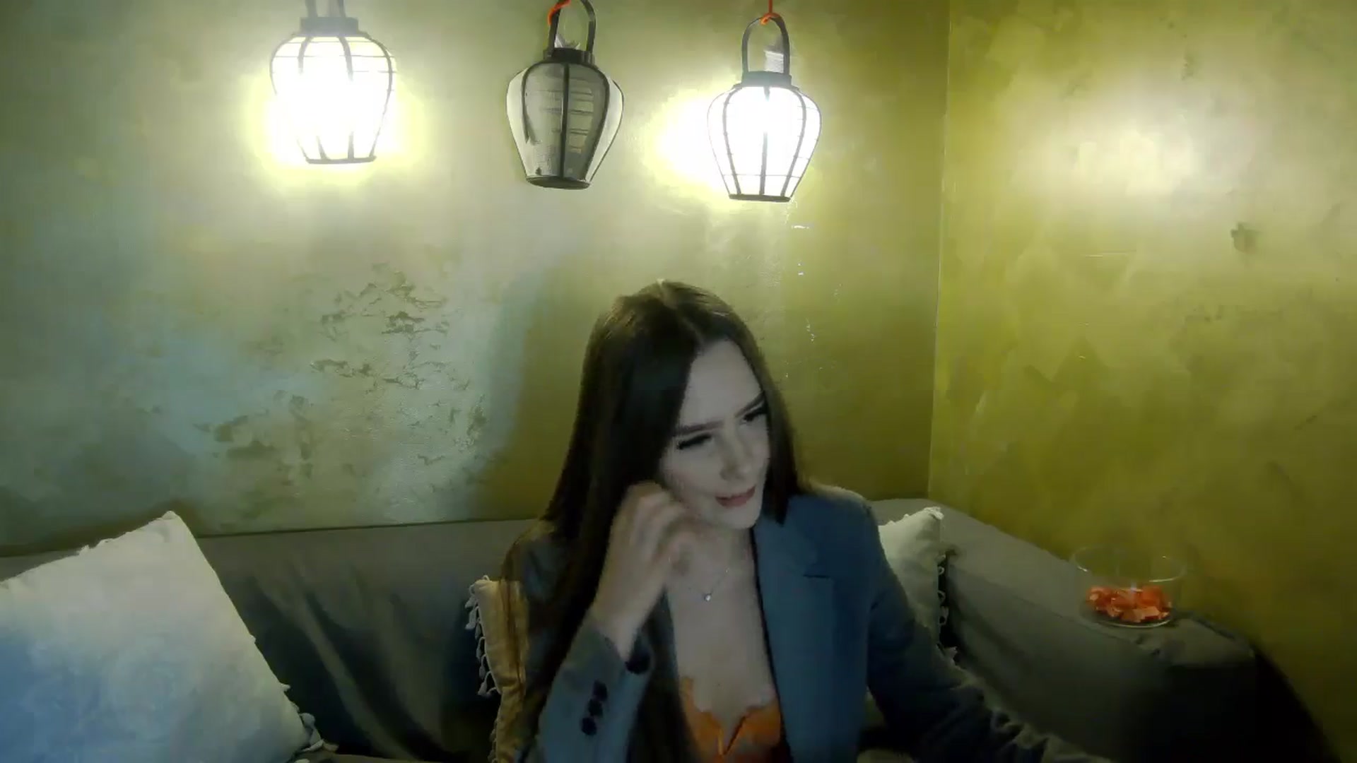 Gallery image thumbnail from Radiance's myfreecams stream on, 04/24/2026, 14:06 image 14 of 20