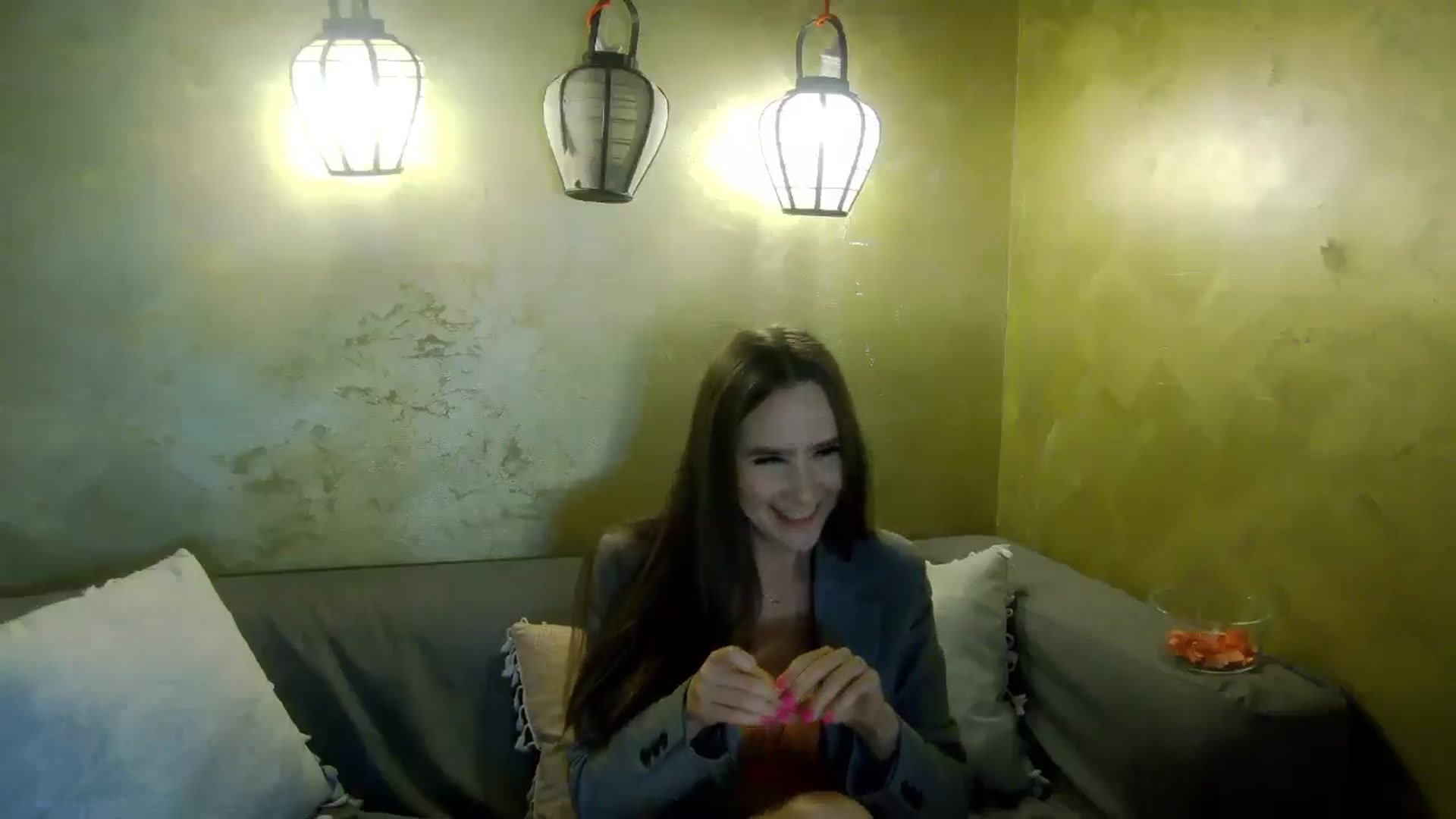 Gallery image thumbnail from Radiance's myfreecams stream on, 04/24/2026, 14:06 image 15 of 20