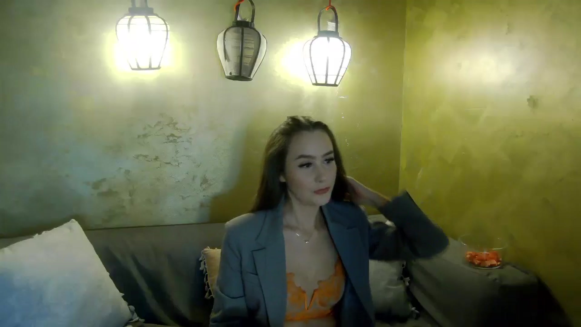 Gallery image thumbnail from Radiance's myfreecams stream on, 04/24/2026, 14:06 image 2 of 20