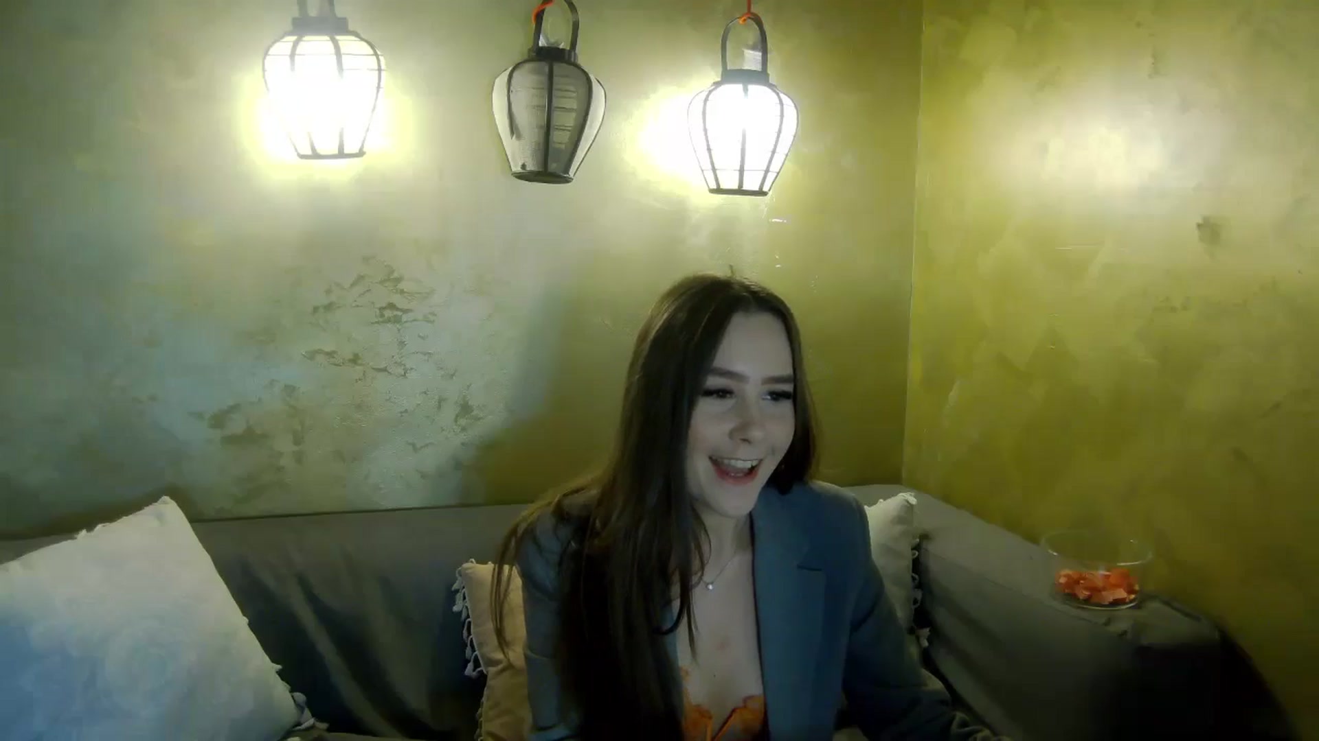 Gallery image thumbnail from Radiance's myfreecams stream on, 04/24/2026, 14:06 image 9 of 20