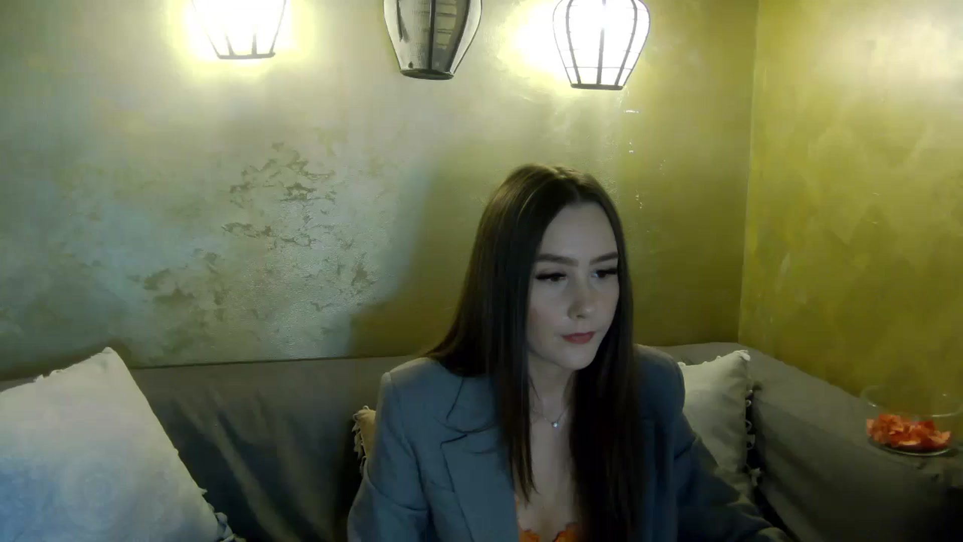 Gallery image thumbnail from Radiance's myfreecams stream on, 04/24/2026, 15:04 image 13 of 20