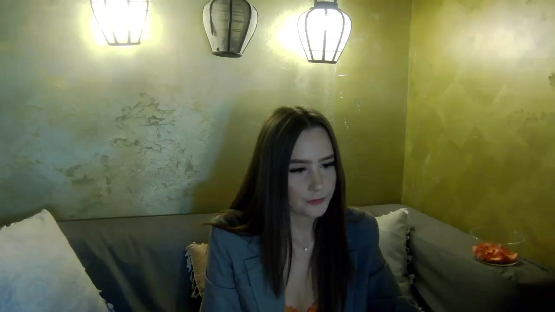 Gallery image thumbnail from Radiance's myfreecams stream on, 04/24/2026, 15:04 image 19 of 20