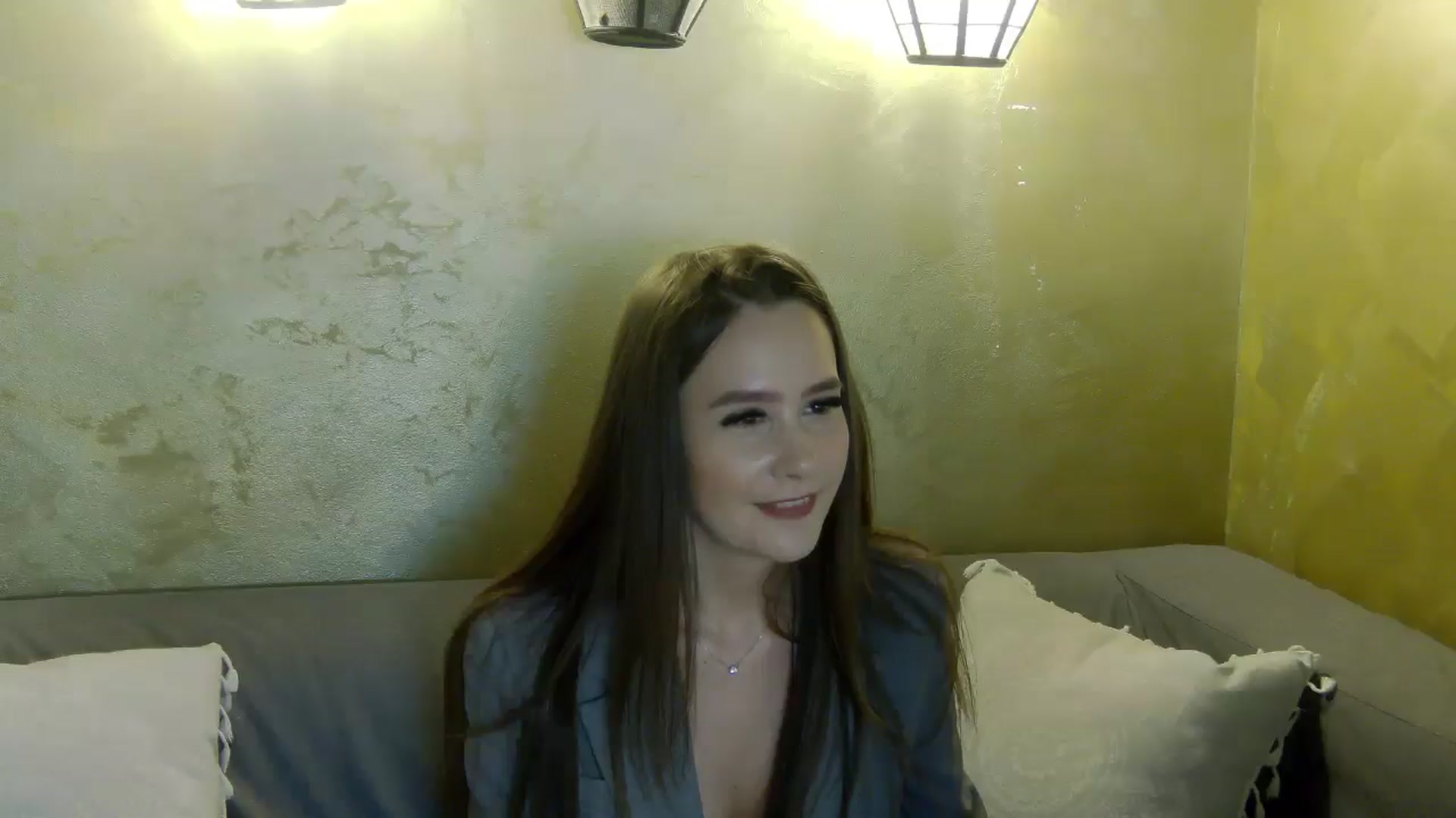 Gallery image thumbnail from Radiance's myfreecams stream on, 04/24/2026, 19:17 image 10 of 20