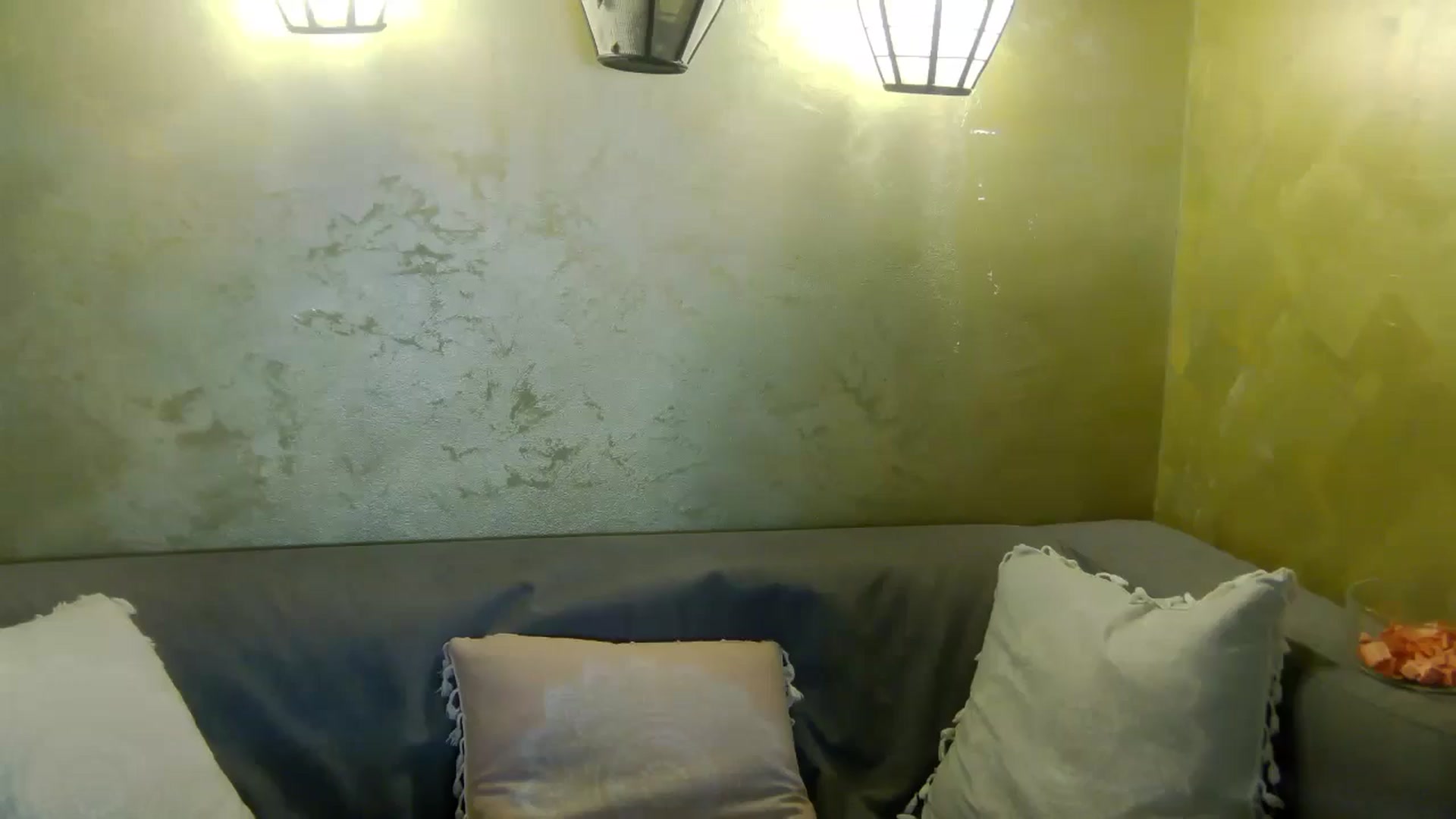 Gallery image thumbnail from Radiance's myfreecams stream on, 04/25/2026, 18:25 image 19 of 20