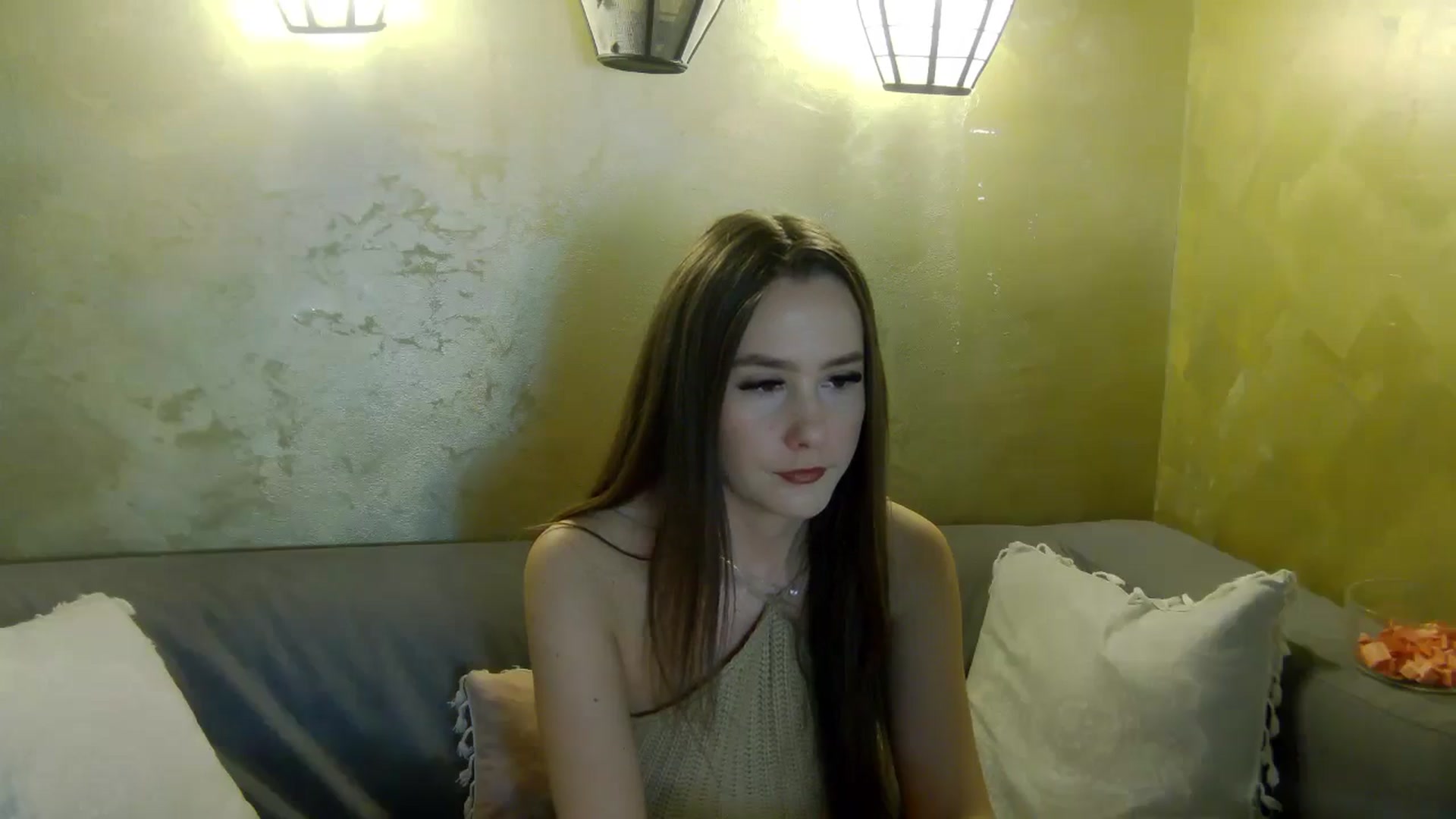 Gallery image thumbnail from Radiance's myfreecams stream on, 04/25/2026, 18:25 image 16 of 20