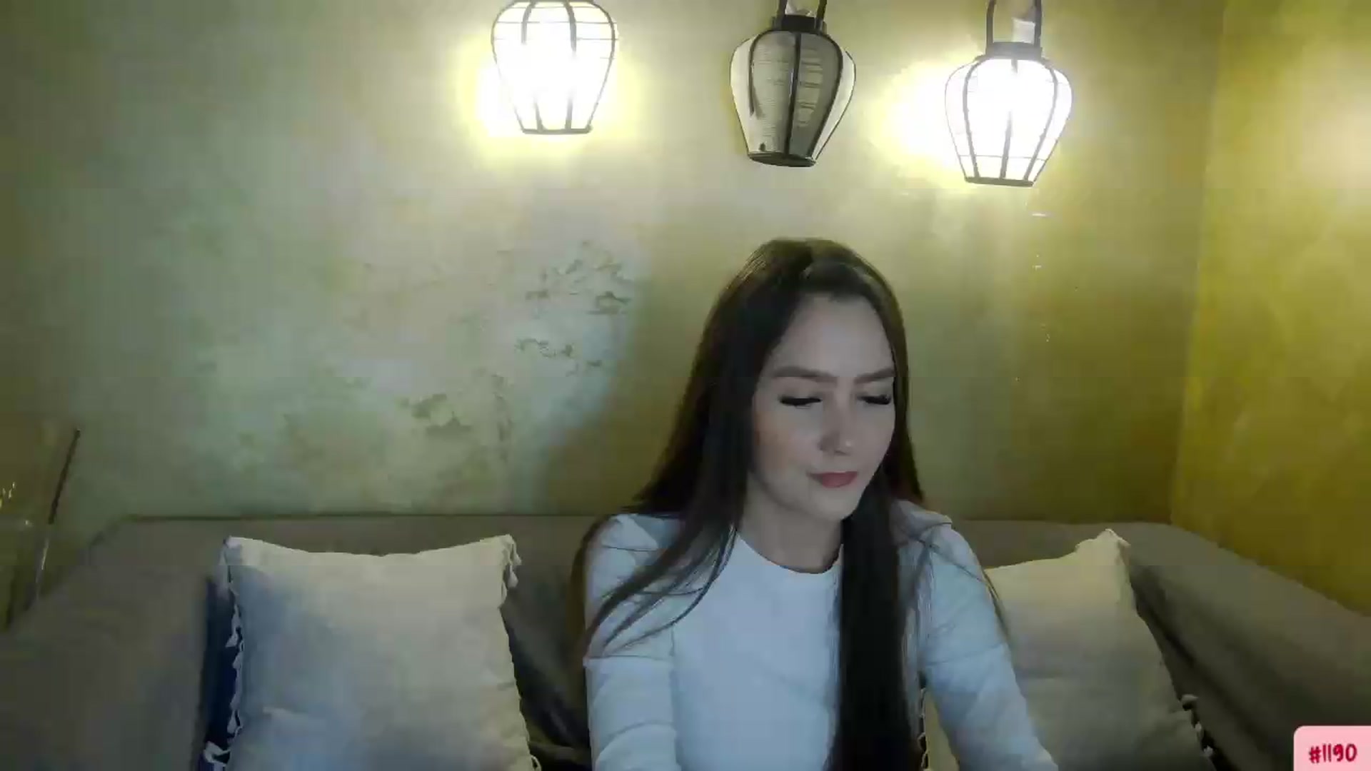 Gallery image thumbnail from Radiance's myfreecams stream on, 05/01/2026, 15:20 image 13 of 20