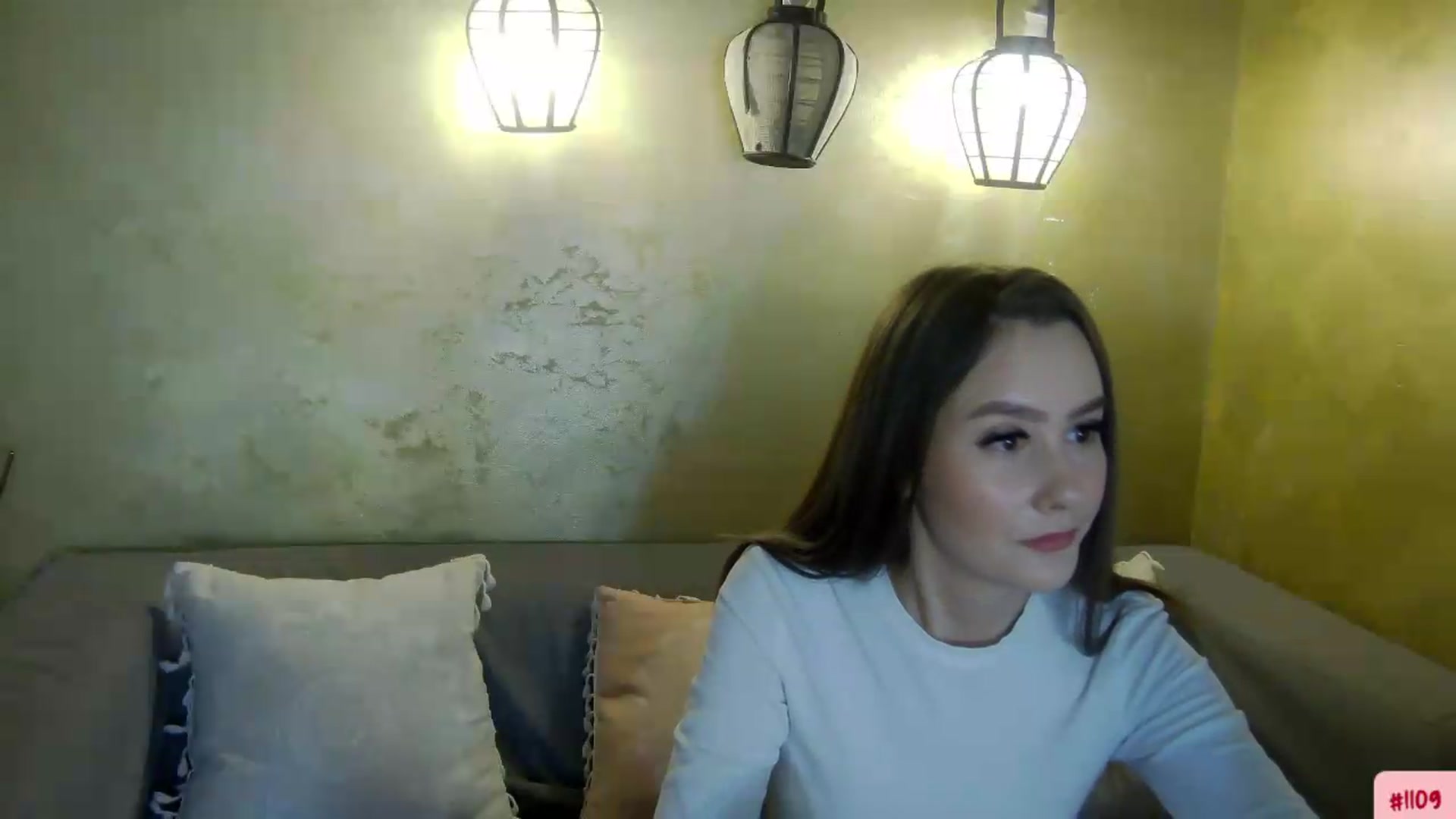 Gallery image thumbnail from Radiance's myfreecams stream on, 05/01/2026, 15:20 image 6 of 20