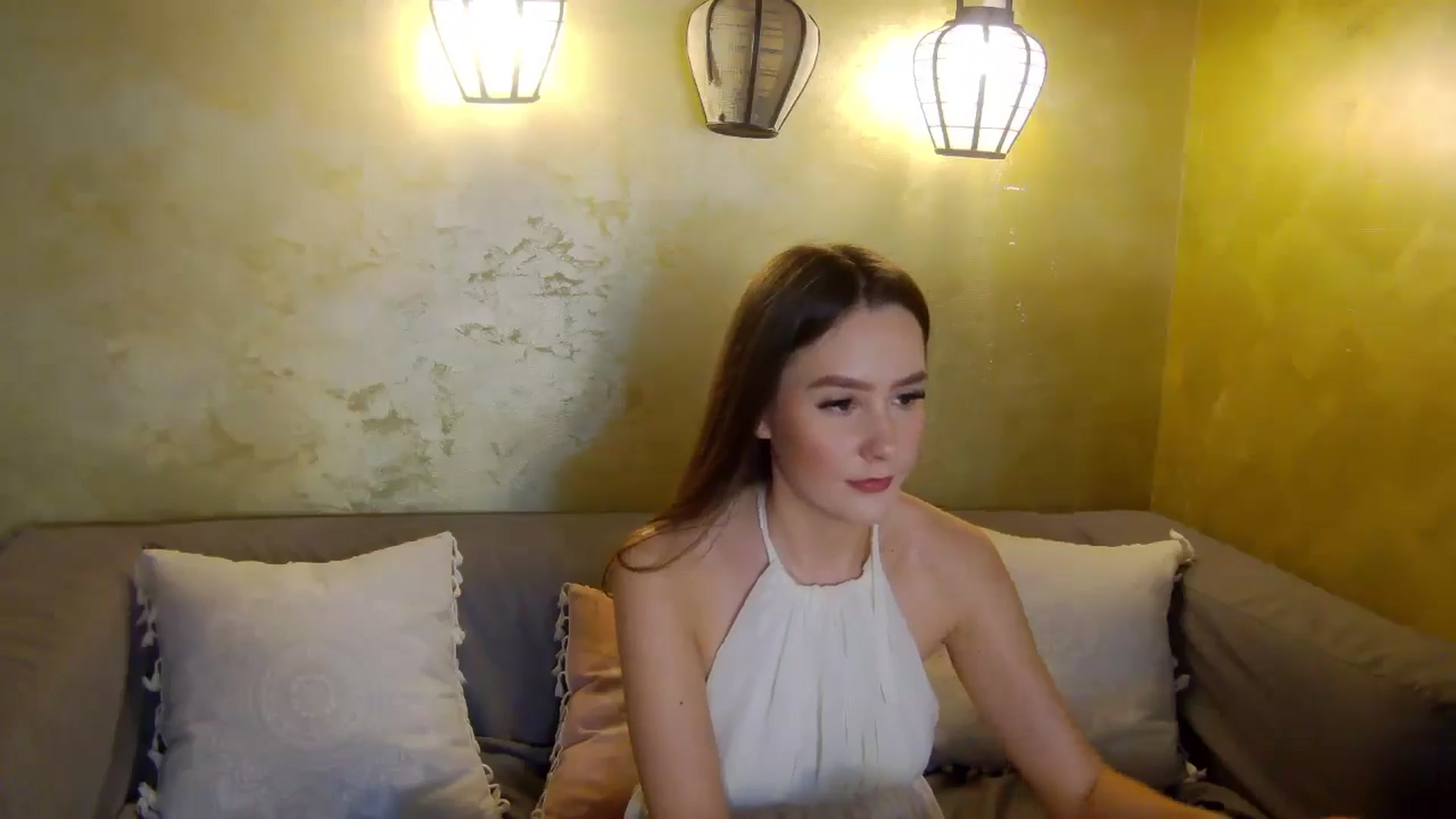 Gallery image thumbnail from Radiance's myfreecams stream on, 05/02/2026, 15:51 image 18 of 20