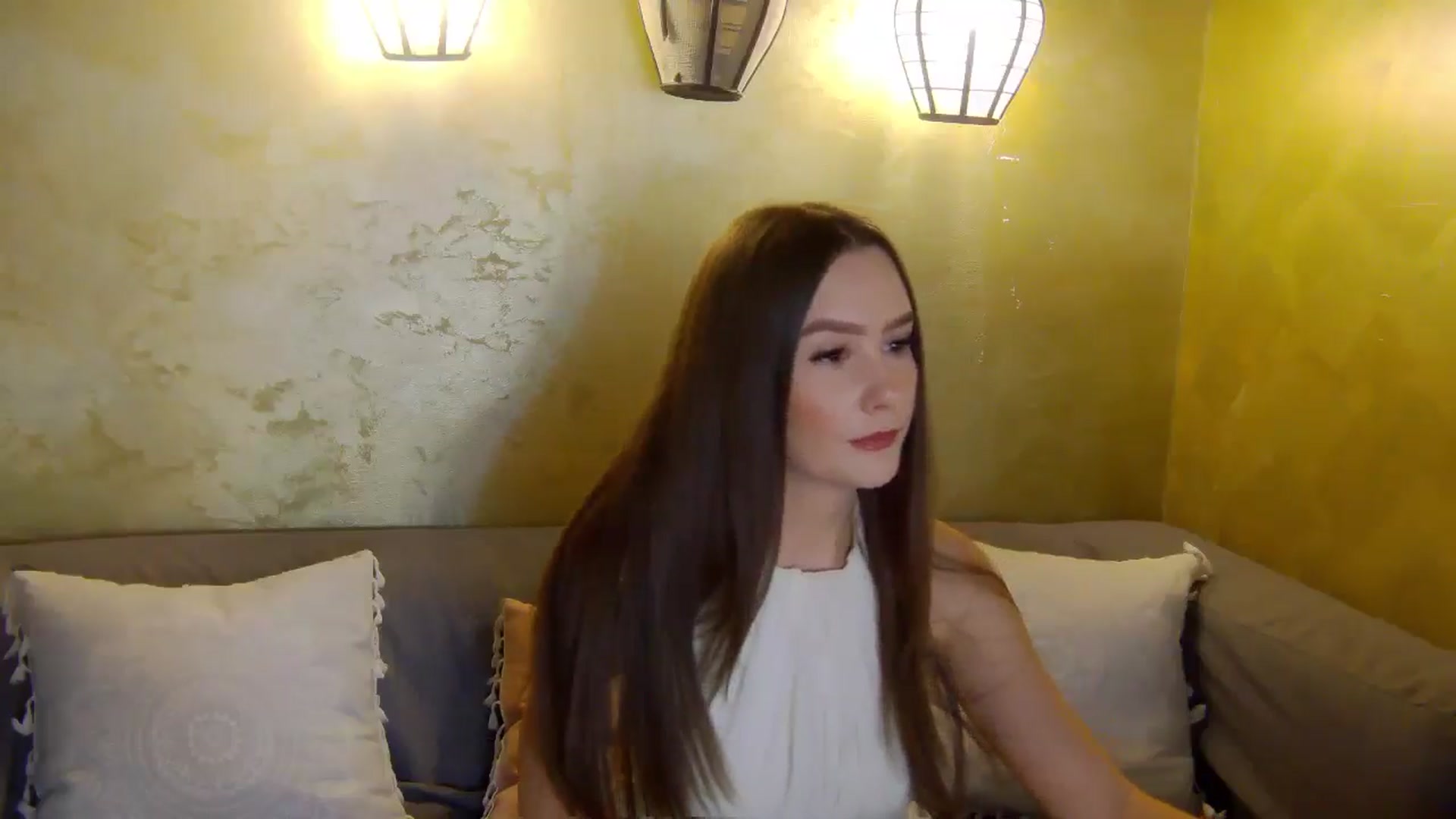 Gallery image thumbnail from Radiance's myfreecams stream on, 05/02/2026, 15:51 image 2 of 20