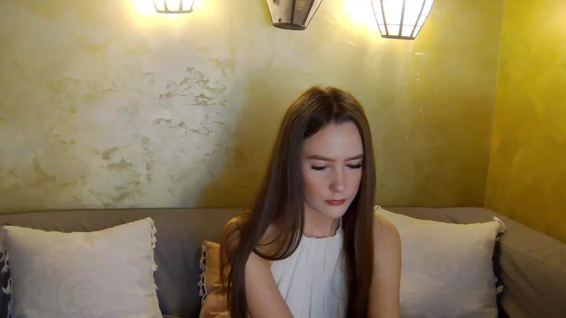 Gallery image thumbnail from Radiance's myfreecams stream on, 05/02/2026, 15:51 image 15 of 20