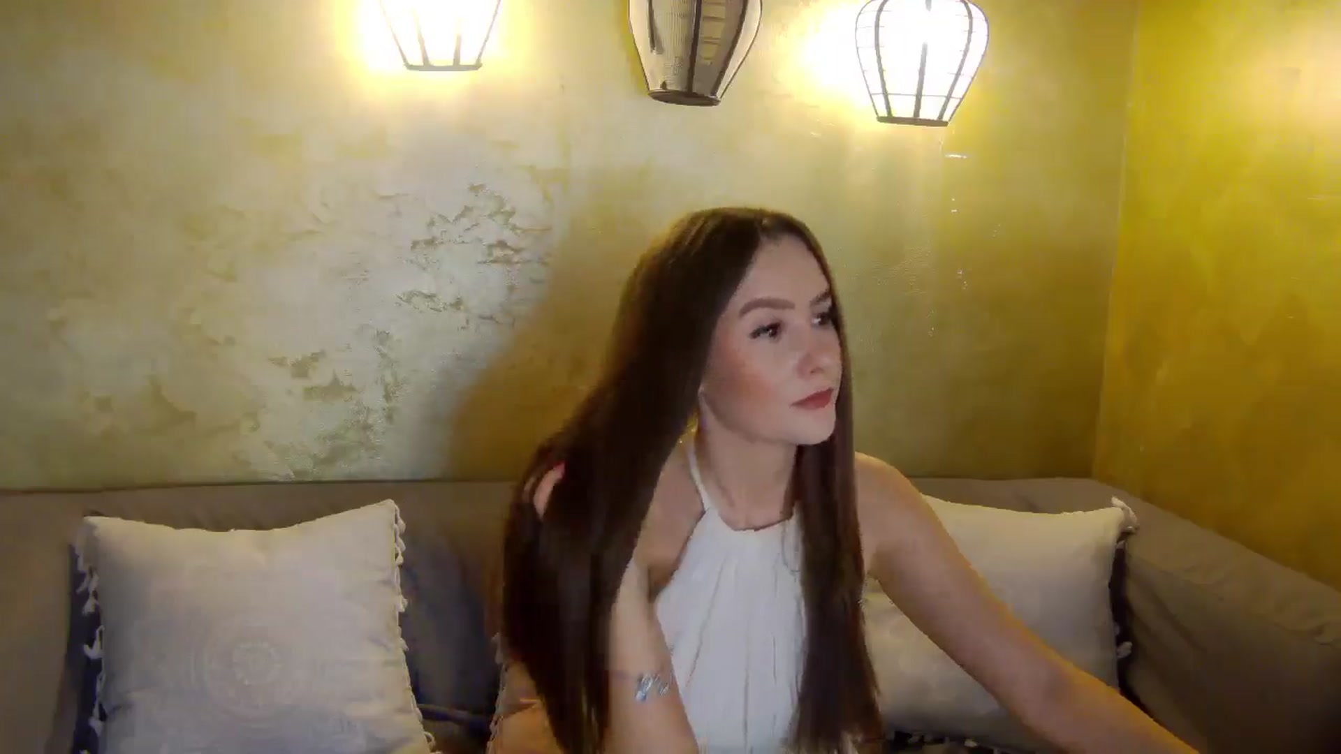 Gallery image thumbnail from Radiance's myfreecams stream on, 05/02/2026, 15:51 image 11 of 20