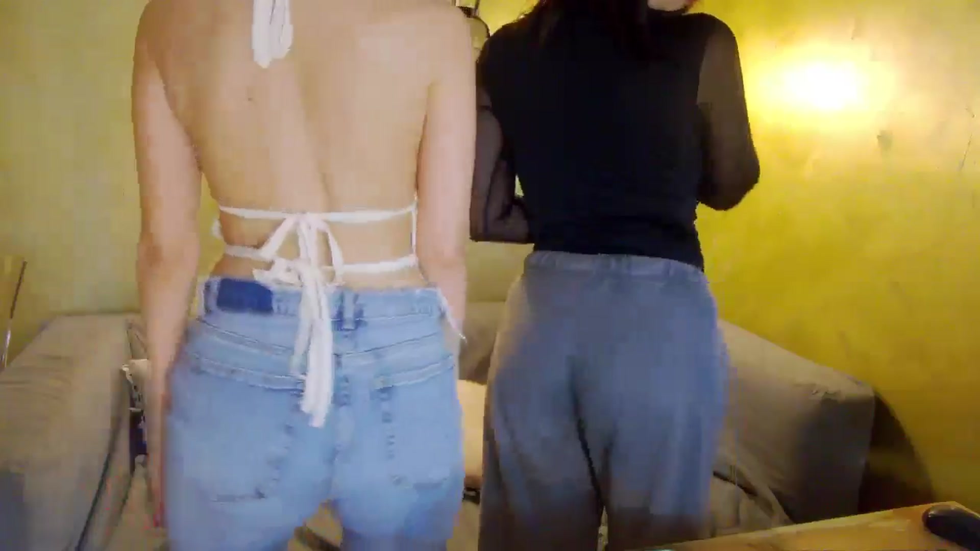 Gallery image thumbnail from Radiance's myfreecams stream on, 05/02/2026, 18:50 image 12 of 20