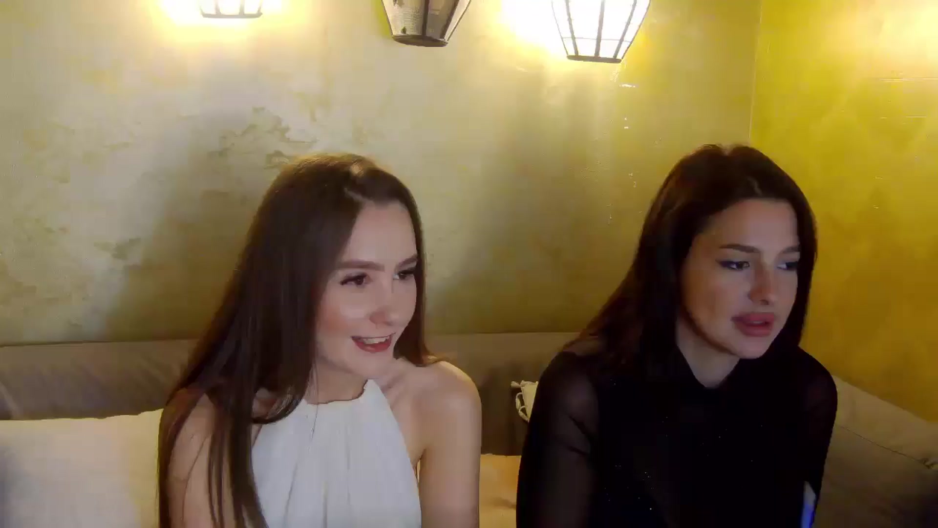 Gallery image thumbnail from Radiance's myfreecams stream on, 05/02/2026, 18:50 image 19 of 20