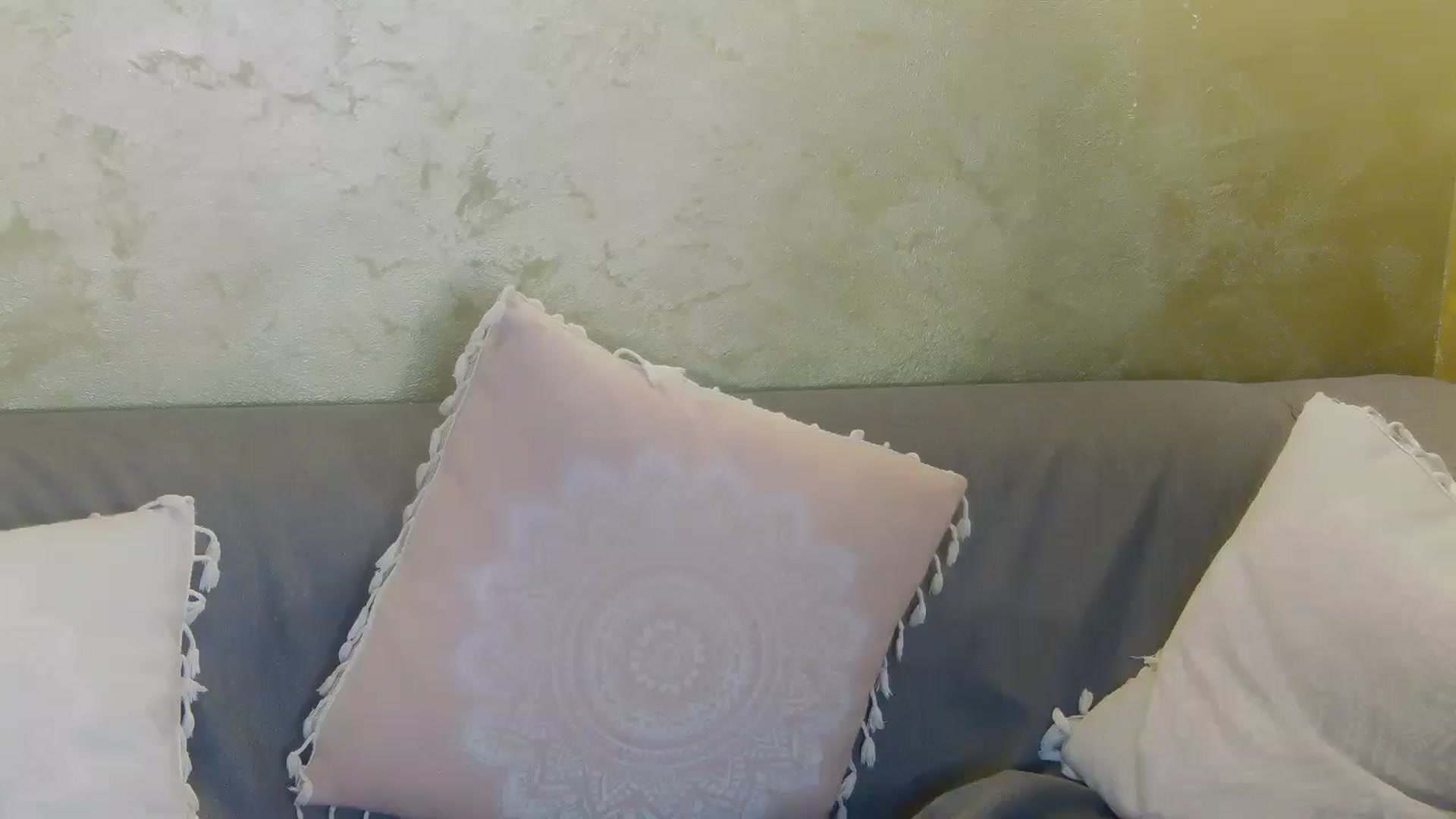 Gallery image thumbnail from Radiance's myfreecams stream on, 05/07/2026, 18:55 image 15 of 20