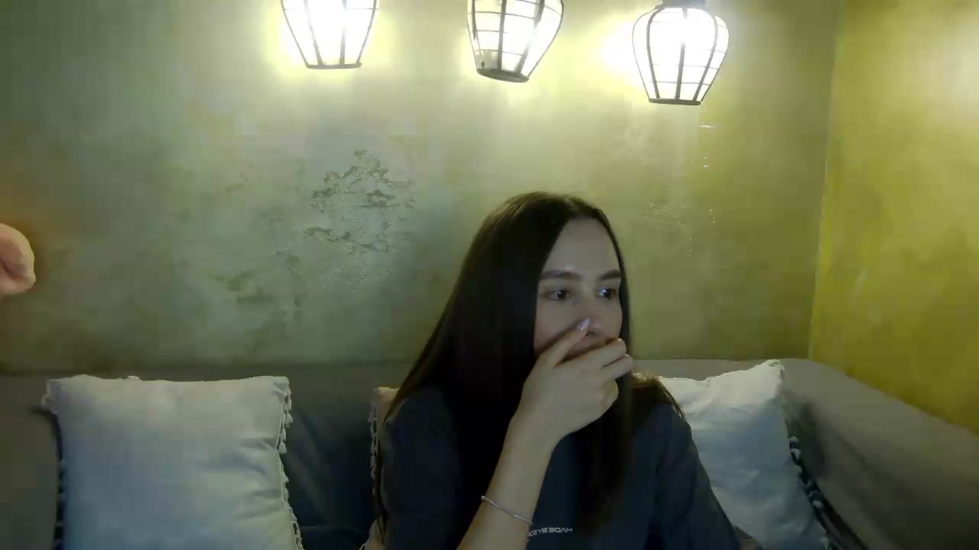 Gallery image thumbnail from Radiance's myfreecams stream on, 05/09/2026, 17:58 image 6 of 20