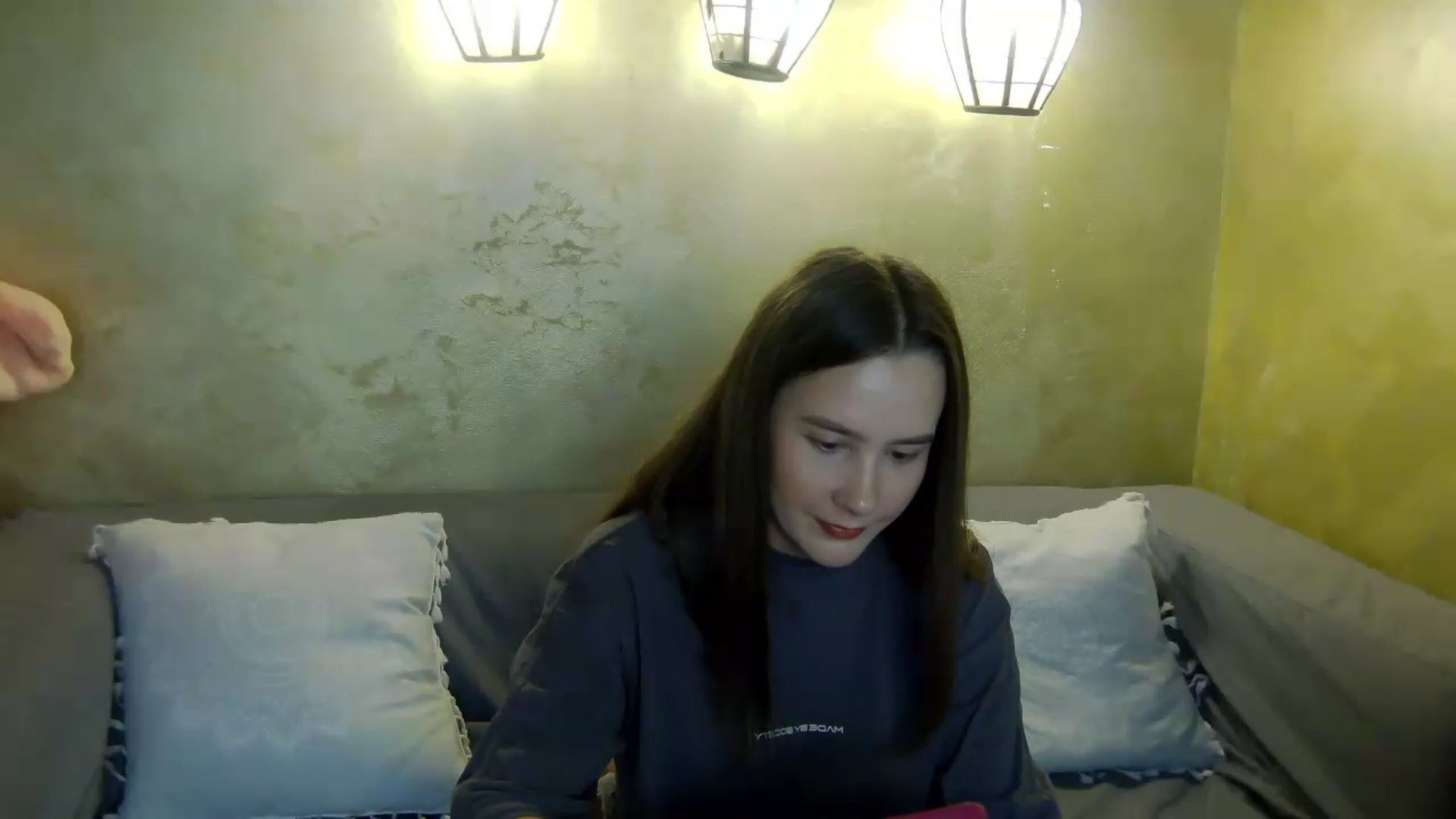 Gallery image thumbnail from Radiance's myfreecams stream on, 05/09/2026, 17:58 image 19 of 20