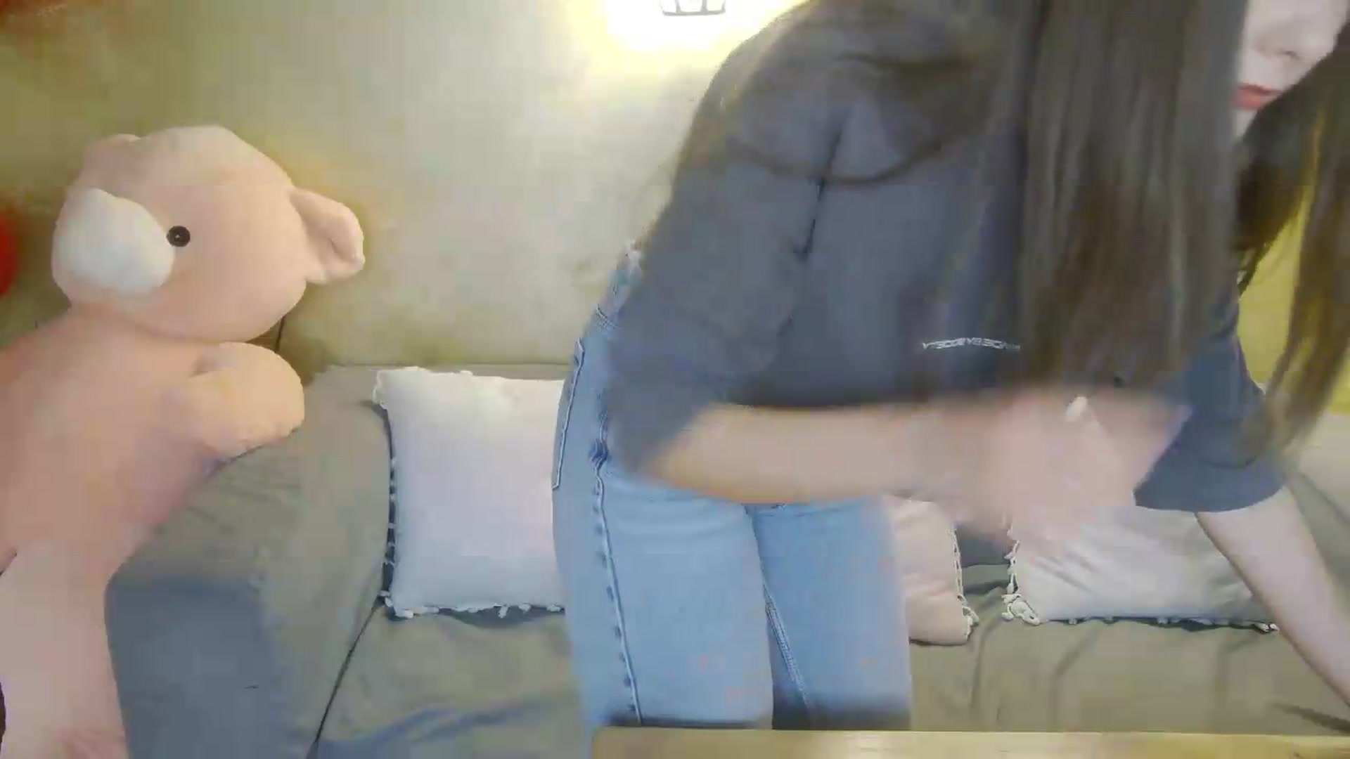 Gallery image thumbnail from Radiance's myfreecams stream on, 05/09/2026, 17:58 image 5 of 20