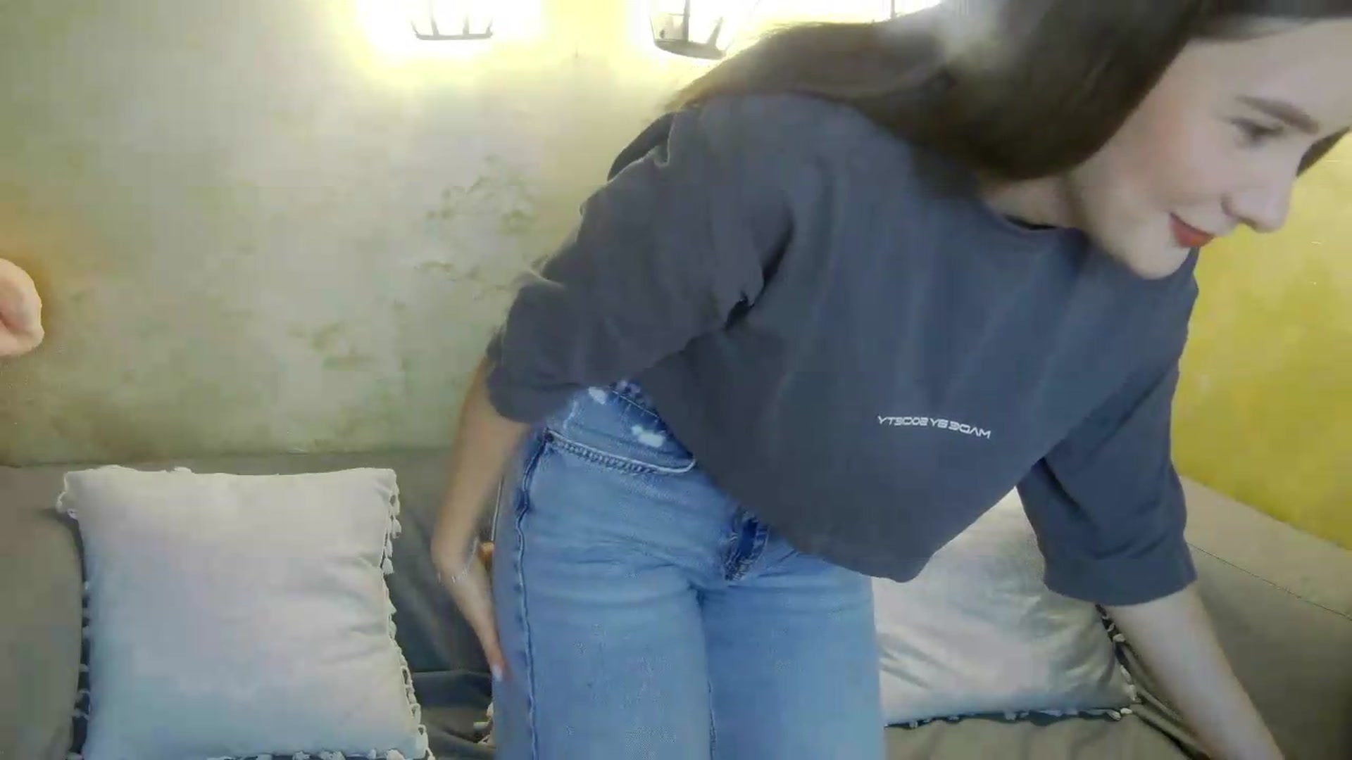 Gallery image thumbnail from Radiance's myfreecams stream on, 05/09/2026, 17:58 image 8 of 20