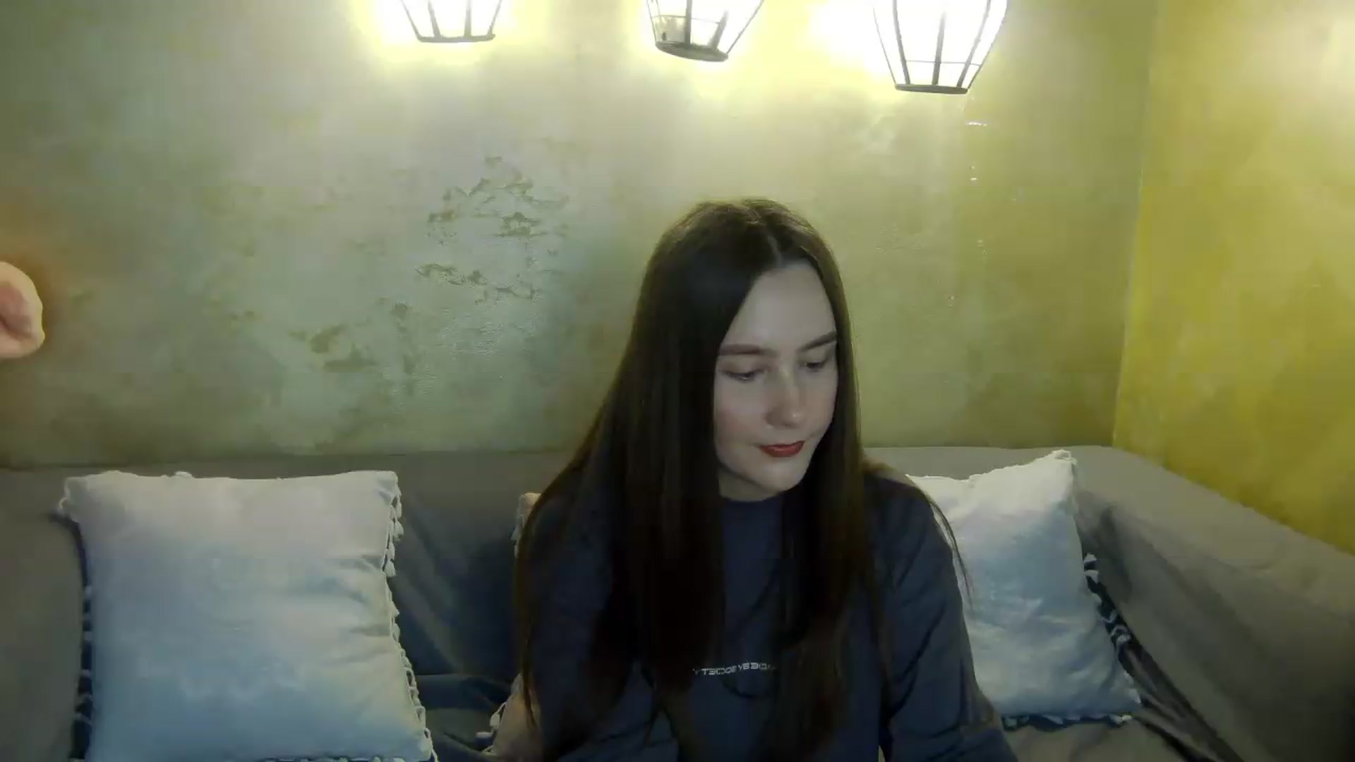 Gallery image thumbnail from Radiance's myfreecams stream on, 05/09/2026, 17:58 image 10 of 20