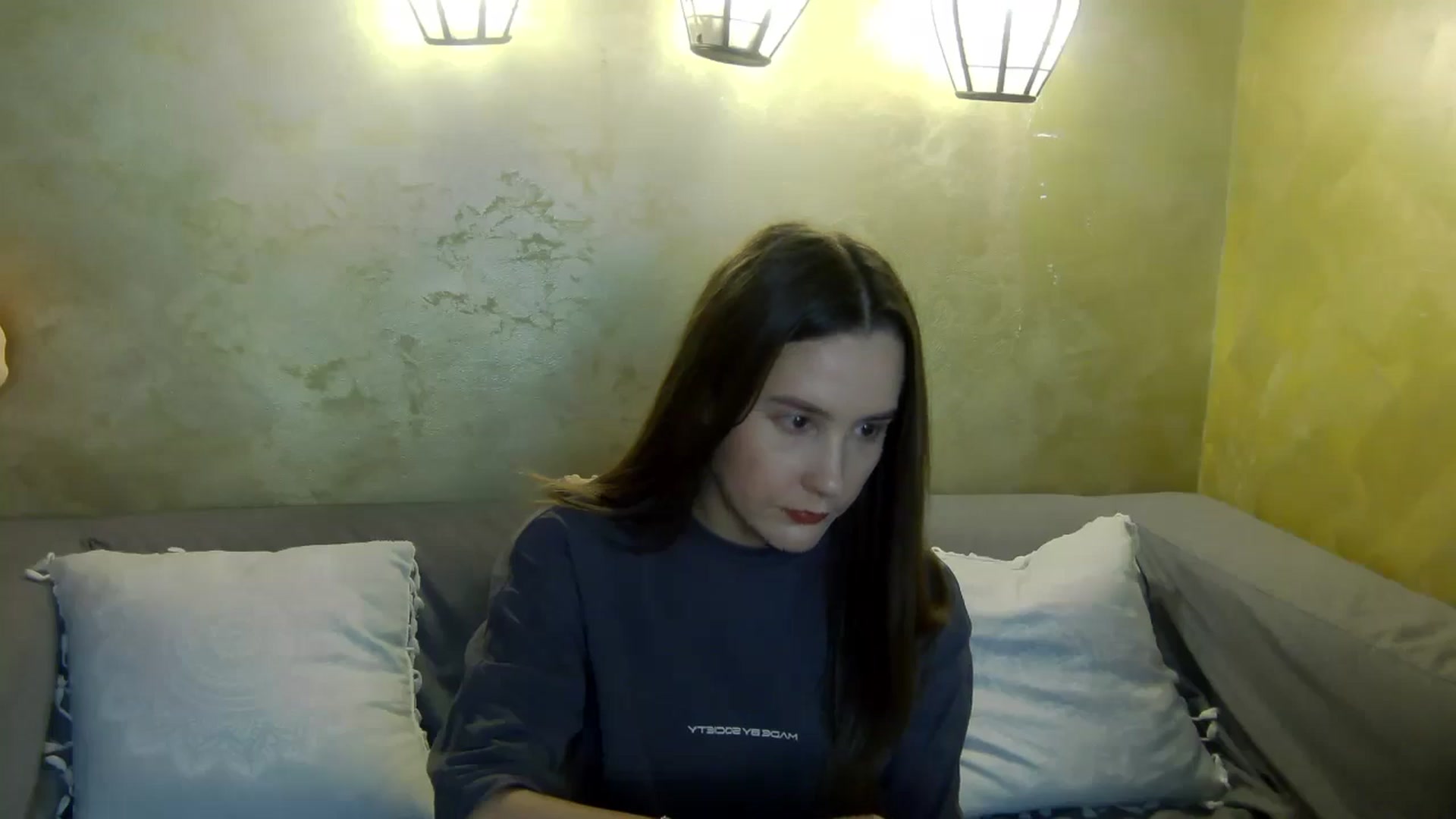Gallery image thumbnail from Radiance's myfreecams stream on, 05/09/2026, 20:46 image 16 of 20