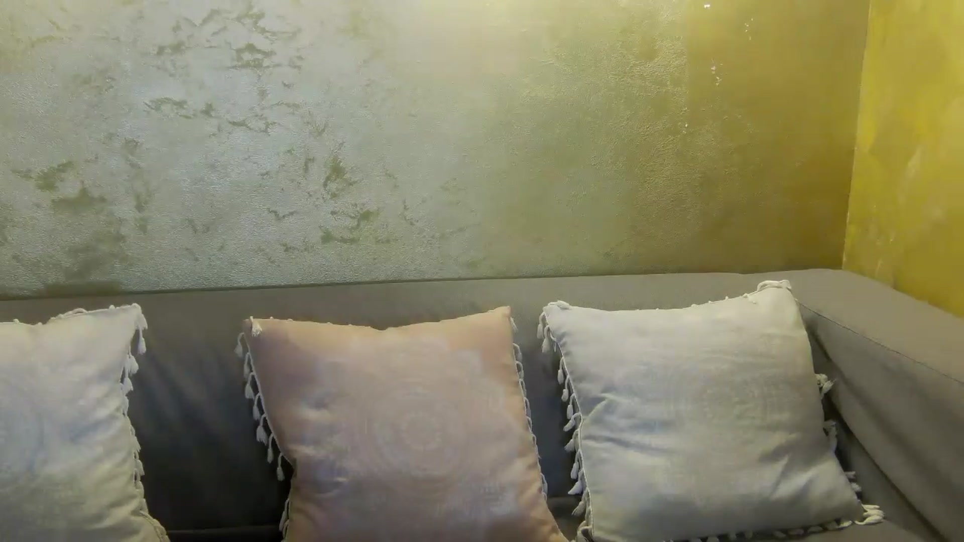 Gallery image thumbnail from Radiance's myfreecams stream on, 05/13/2026, 14:15 image 2 of 20