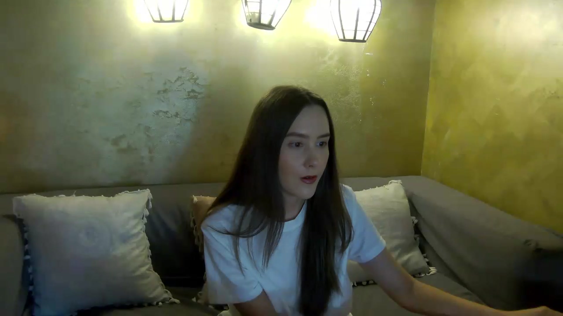 Gallery image thumbnail from Radiance's myfreecams stream on, 05/13/2026, 14:15 image 9 of 20