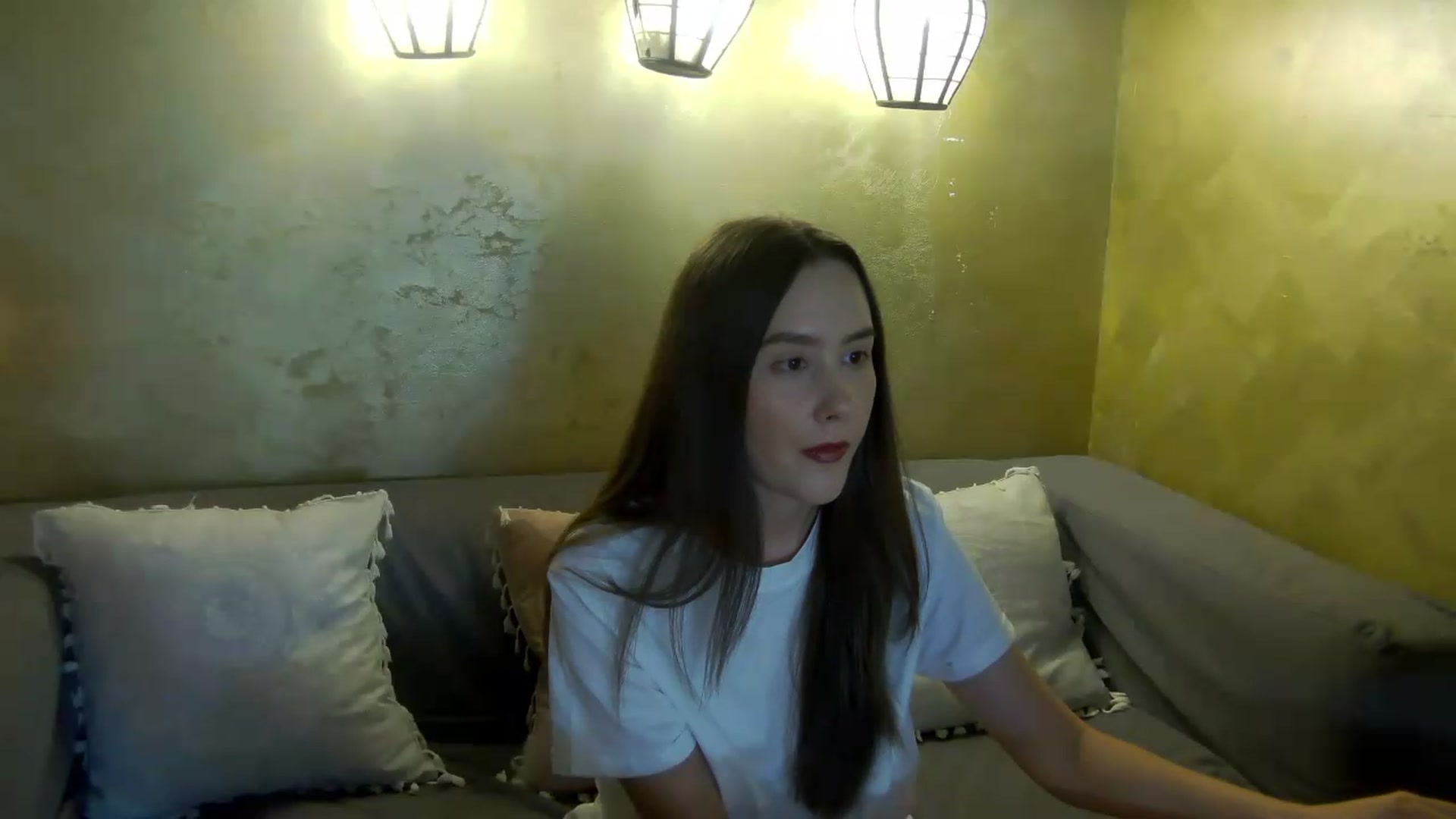 Gallery image thumbnail from Radiance's myfreecams stream on, 05/13/2026, 14:15 image 8 of 20