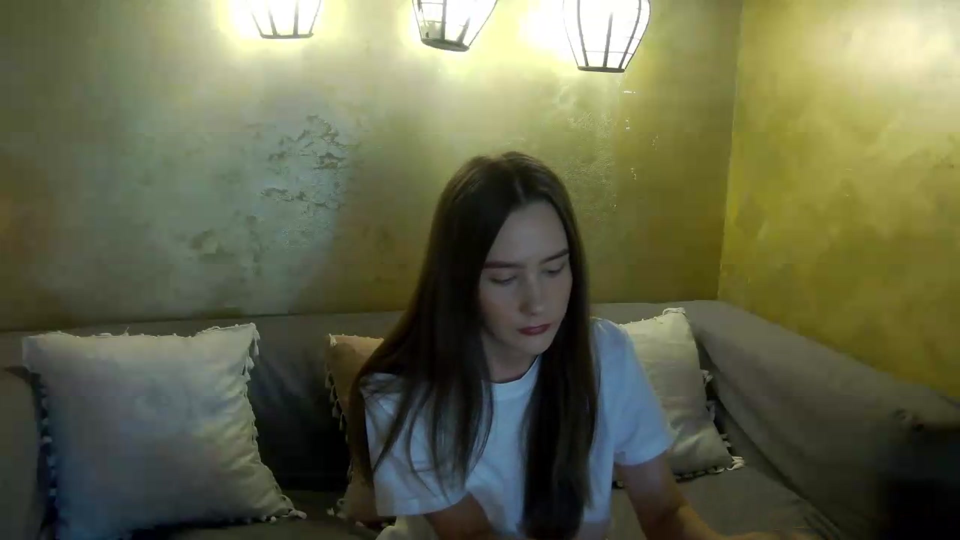 Gallery image thumbnail from Radiance's myfreecams stream on, 05/13/2026, 14:15 image 15 of 20
