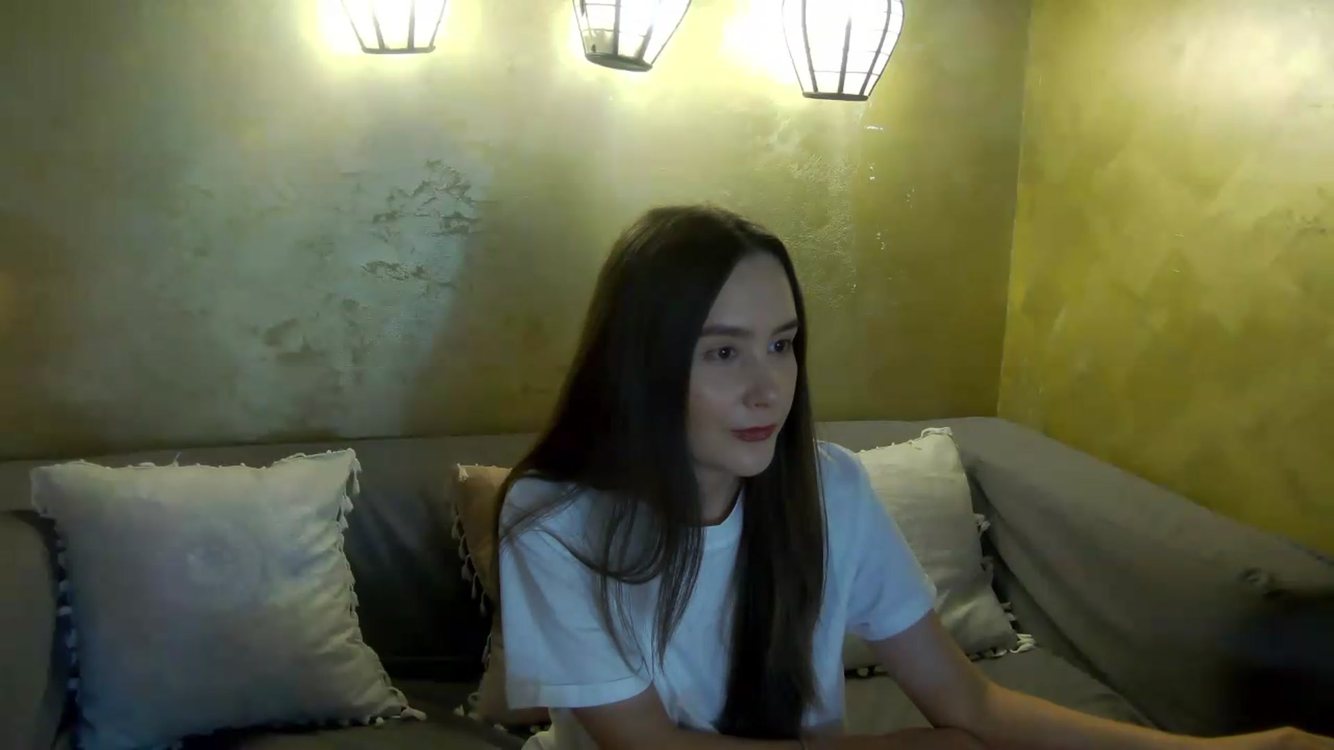 Gallery image thumbnail from Radiance's myfreecams stream on, 05/13/2026, 14:15 image 12 of 20