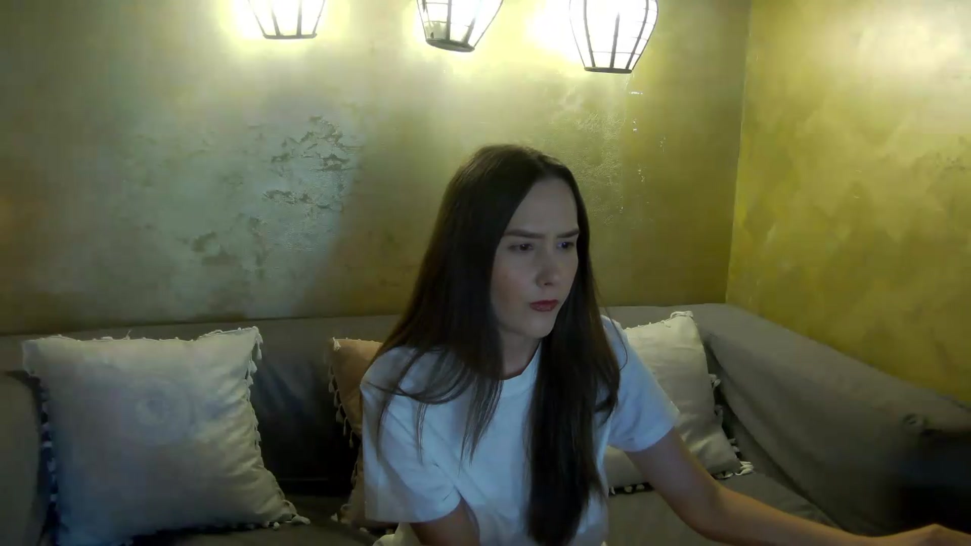 Gallery image thumbnail from Radiance's myfreecams stream on, 05/13/2026, 14:15 image 7 of 20