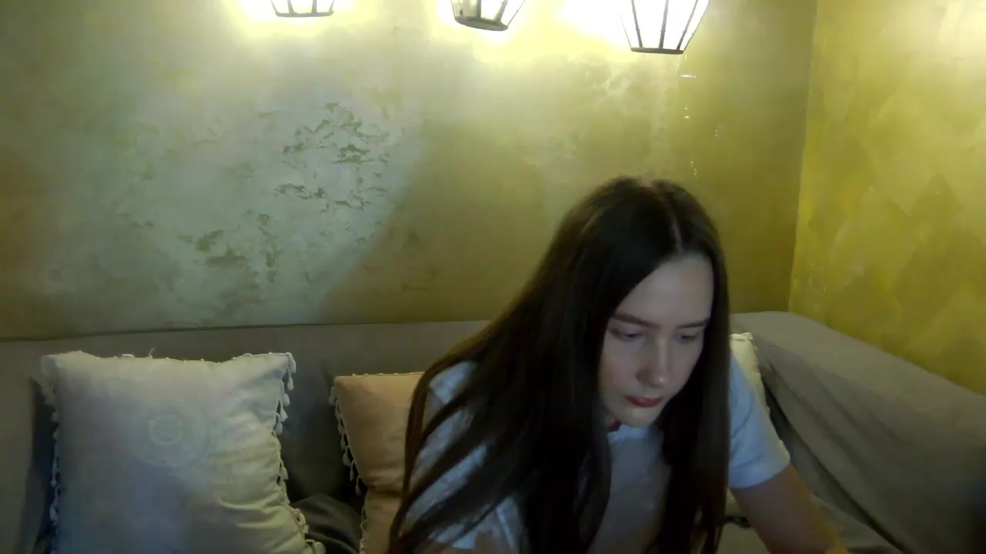 Gallery image thumbnail from Radiance's myfreecams stream on, 05/13/2026, 15:28 image 8 of 20