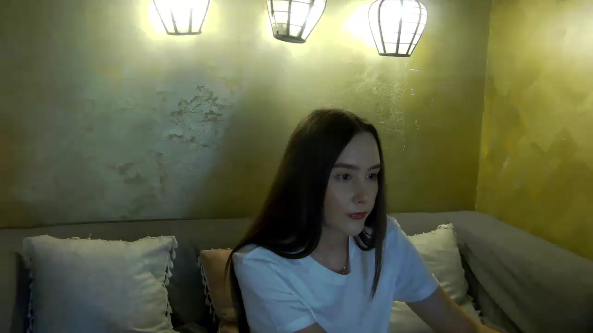 Gallery image thumbnail from Radiance's myfreecams stream on, 05/13/2026, 15:28 image 5 of 20
