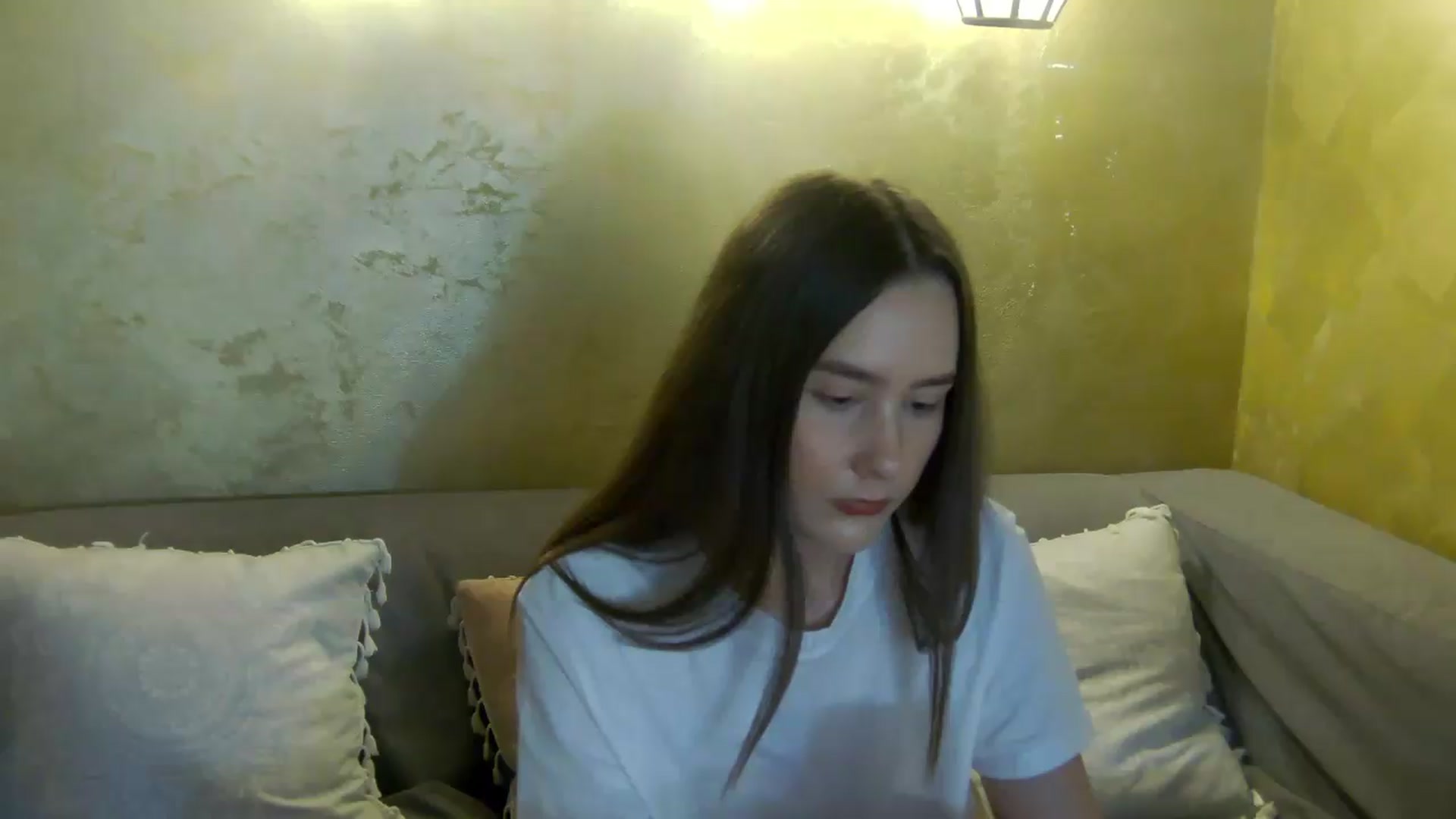 Gallery image thumbnail from Radiance's myfreecams stream on, 05/13/2026, 15:28 image 6 of 20