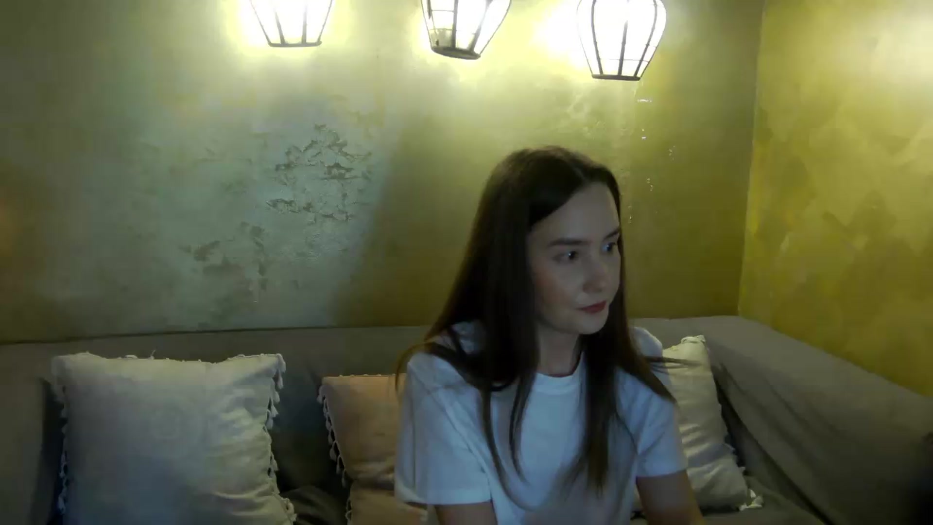 Gallery image thumbnail from Radiance's myfreecams stream on, 05/13/2026, 15:28 image 17 of 20