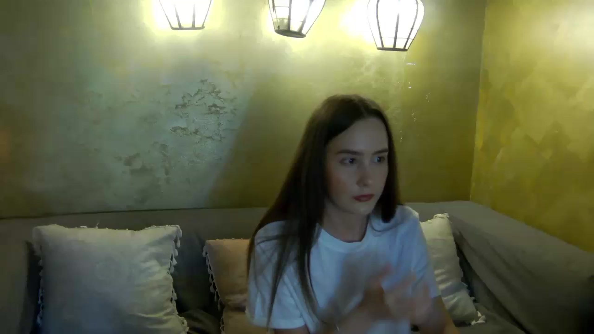 Gallery image thumbnail from Radiance's myfreecams stream on, 05/13/2026, 15:28 image 20 of 20