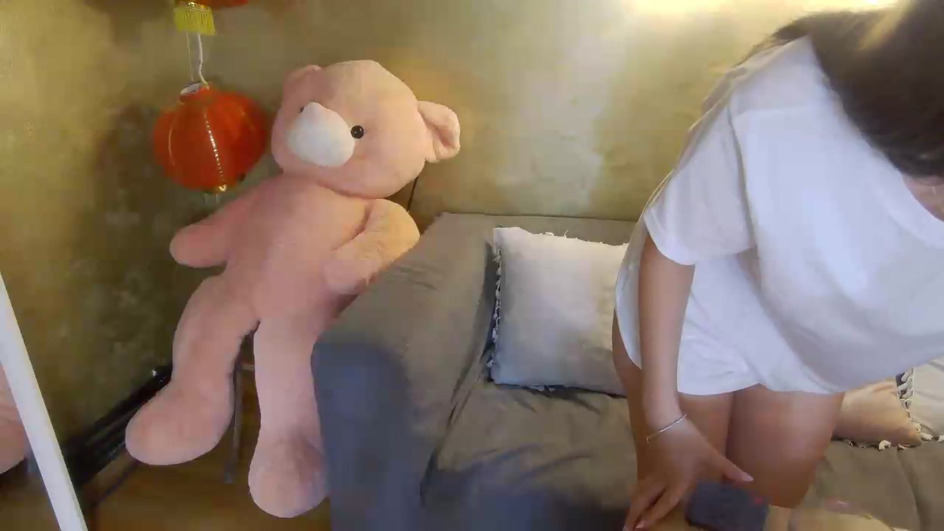 Gallery image thumbnail from Radiance's myfreecams stream on, 05/13/2026, 17:20 image 13 of 20