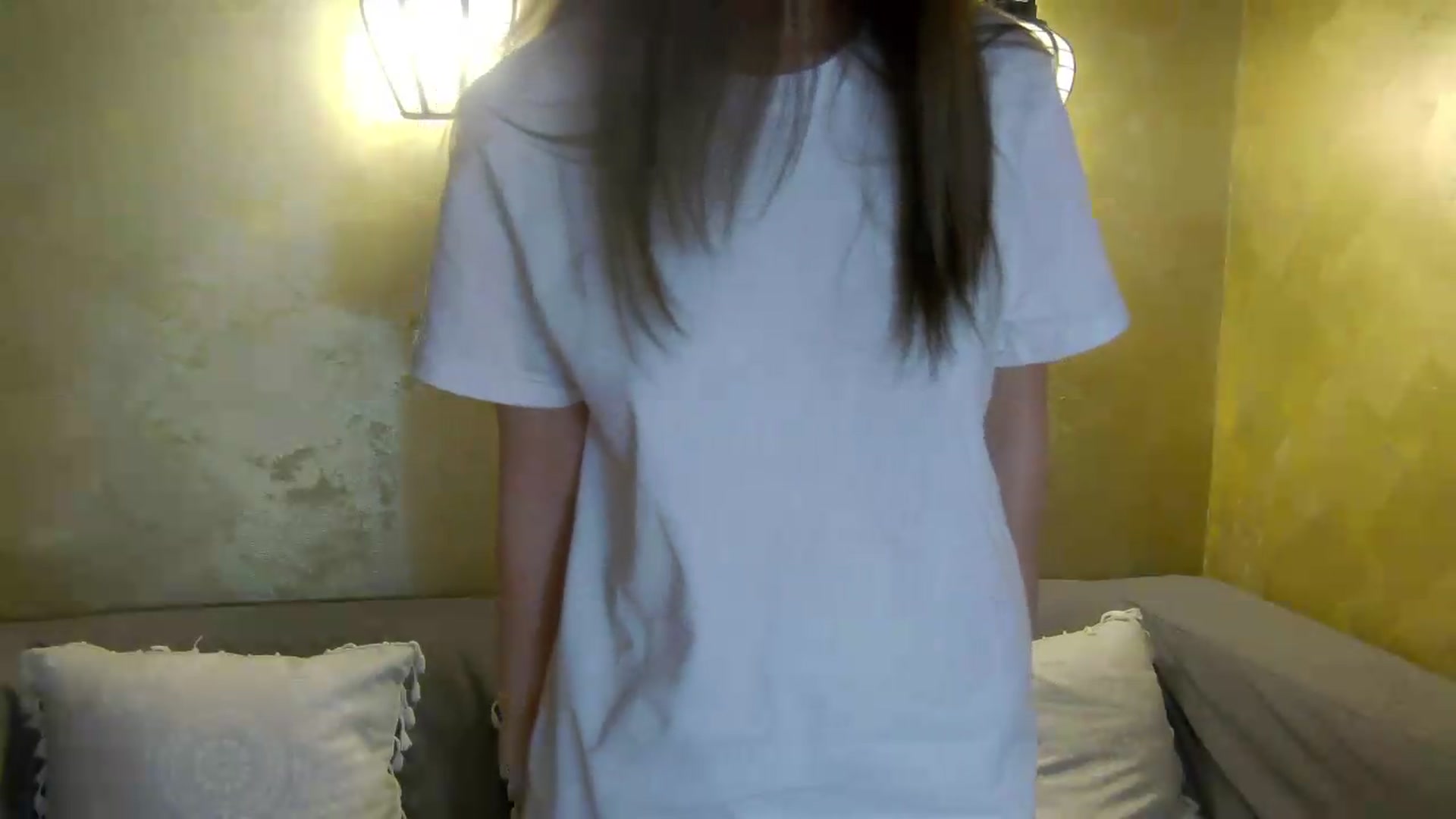 Gallery image thumbnail from Radiance's myfreecams stream on, 05/13/2026, 17:20 image 9 of 20