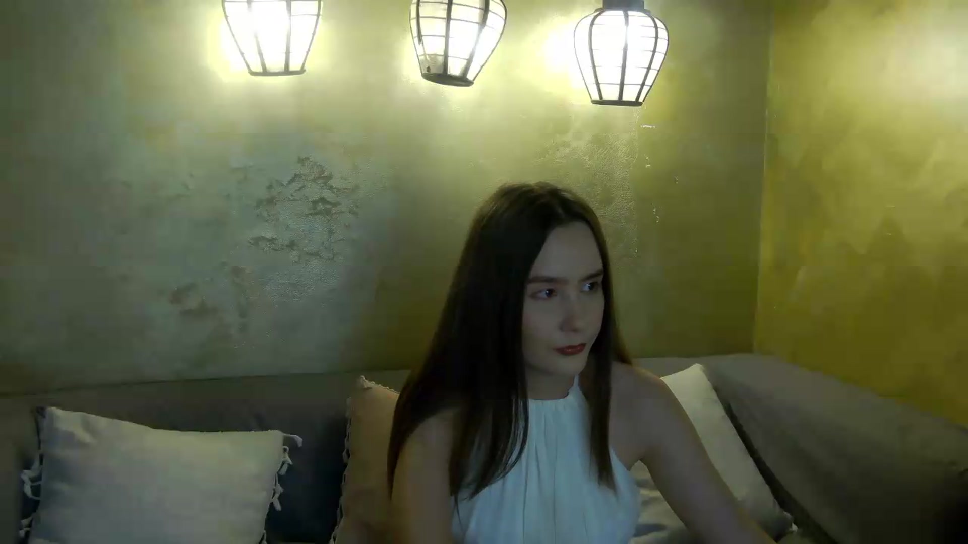Gallery image thumbnail from Radiance's myfreecams stream on, 05/15/2026, 16:24 image 8 of 20