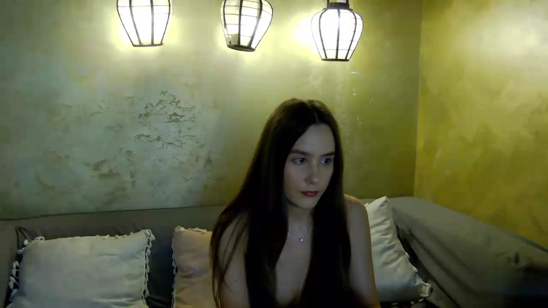Gallery image thumbnail from Radiance's myfreecams stream on, 05/20/2026, 17:45 image 8 of 20