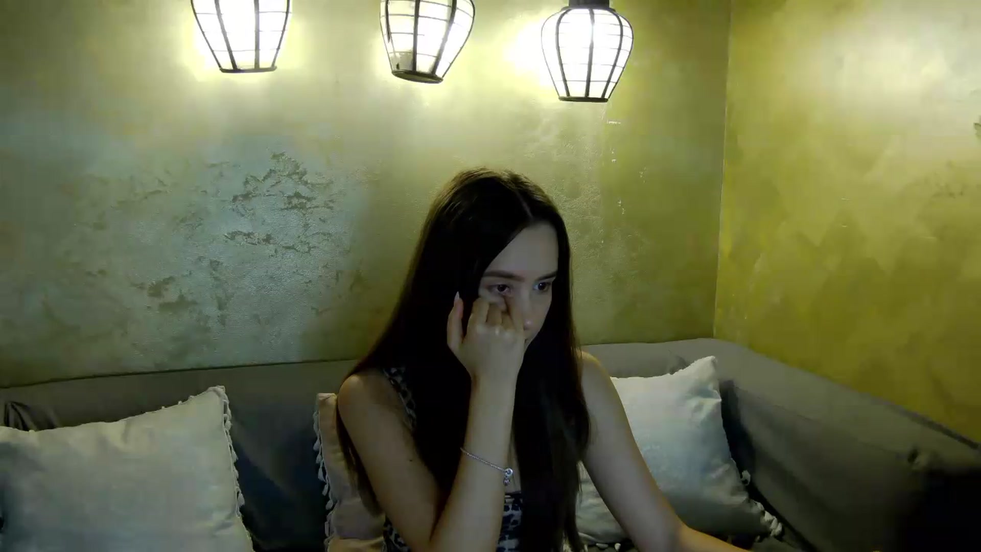 Gallery image thumbnail from Radiance's myfreecams stream on, 05/21/2026, 14:21 image 13 of 20