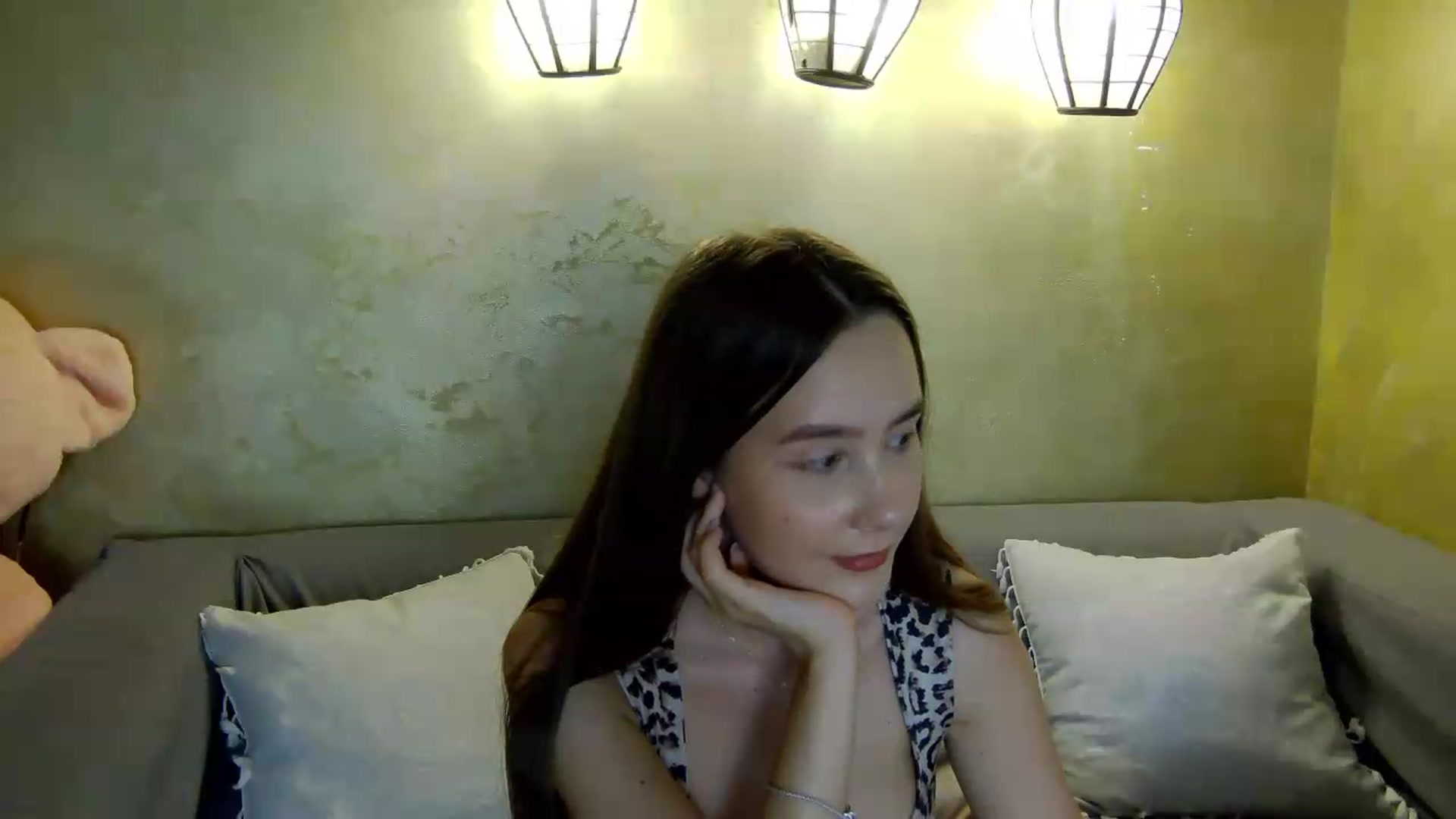 Gallery image thumbnail from Radiance's myfreecams stream on, 05/21/2026, 16:16 image 19 of 20